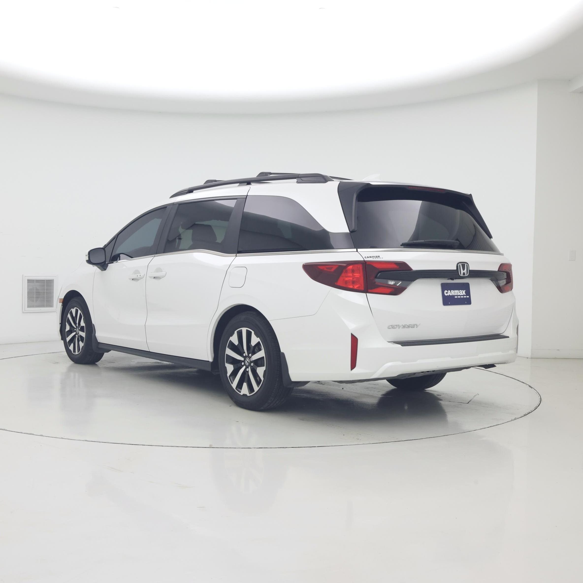Thumbnail: 2025 Honda Odyssey - 2