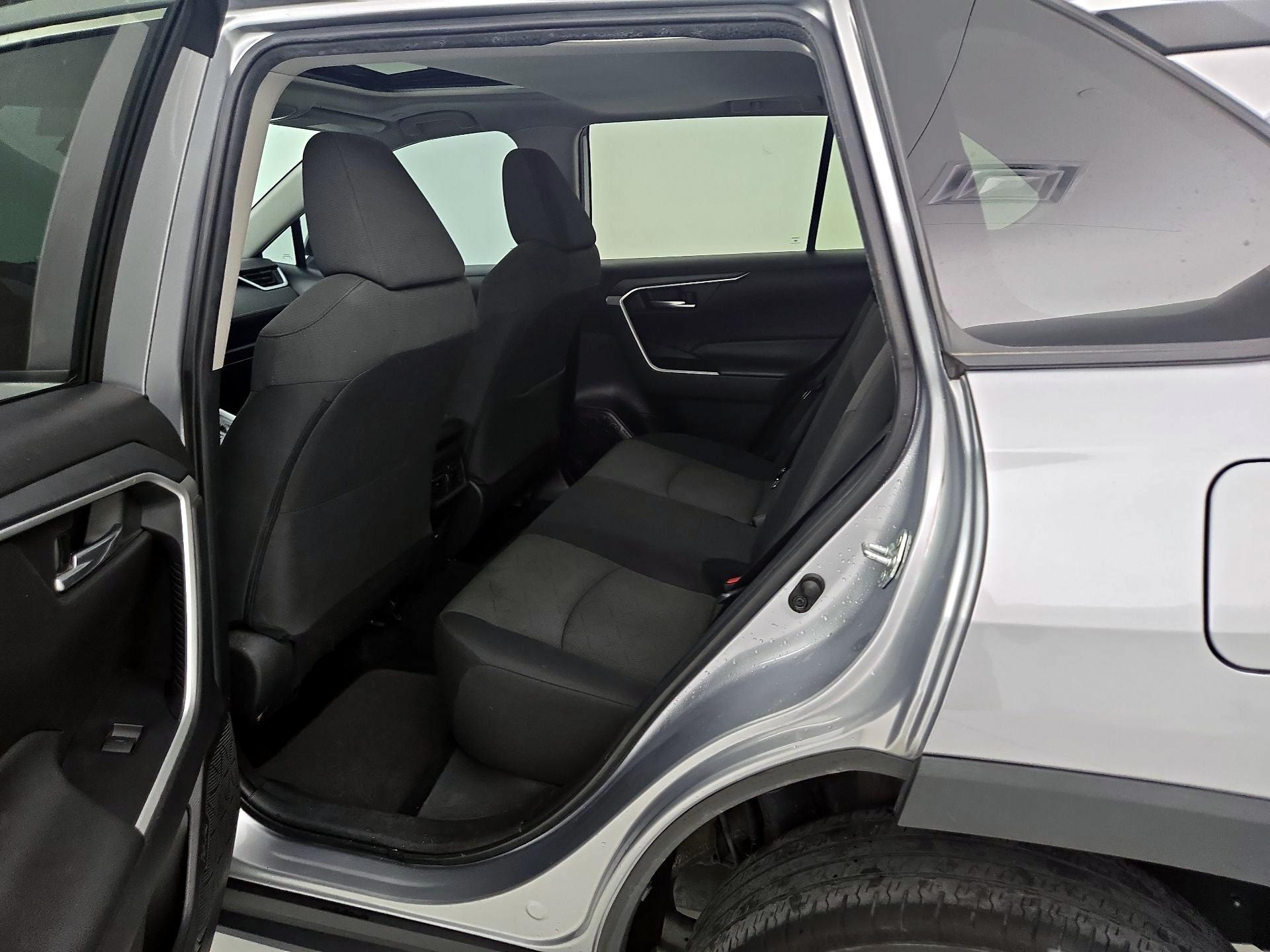 Thumbnail: 2024 Toyota RAV4 - 20