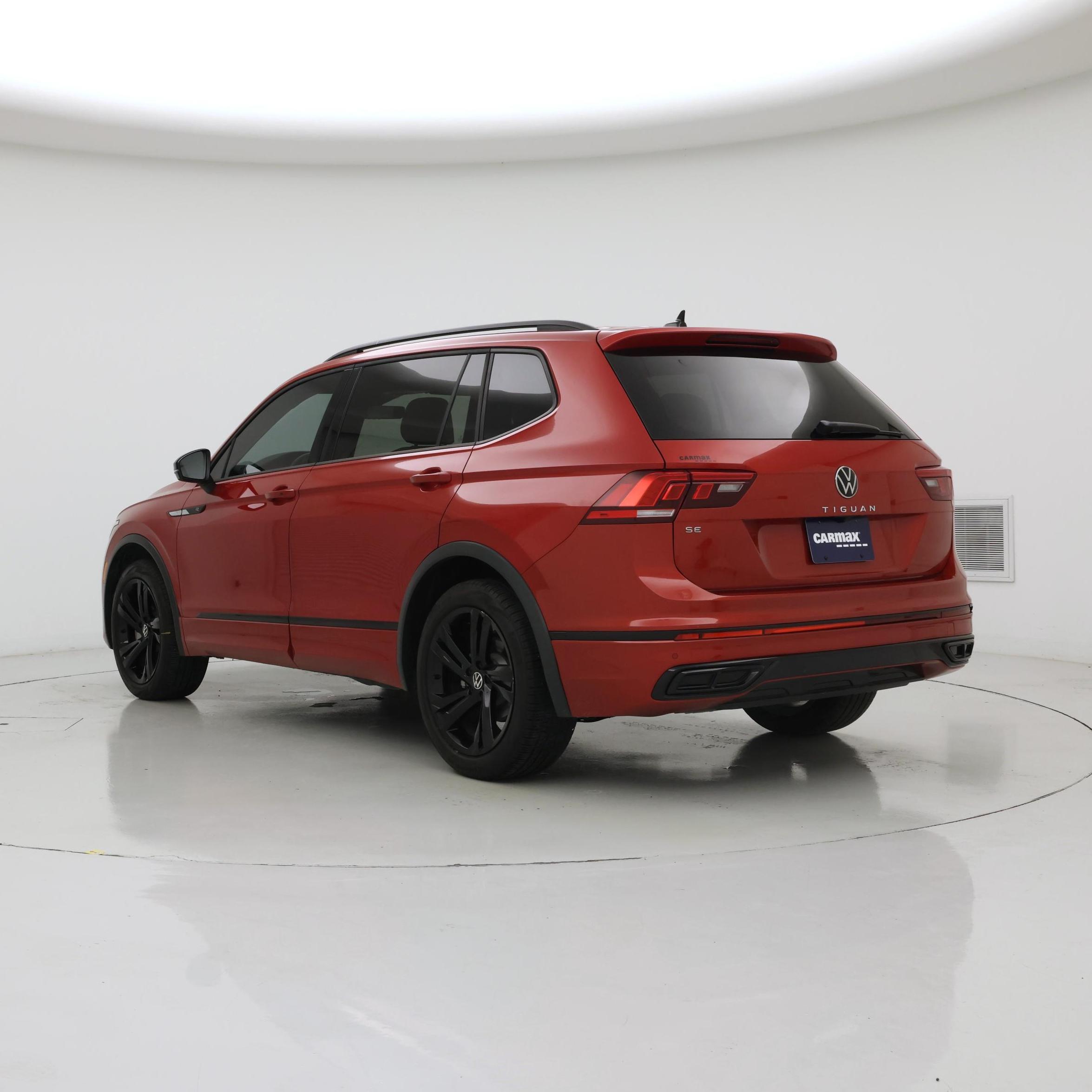 Thumbnail: 2024 Volkswagen Tiguan - 2