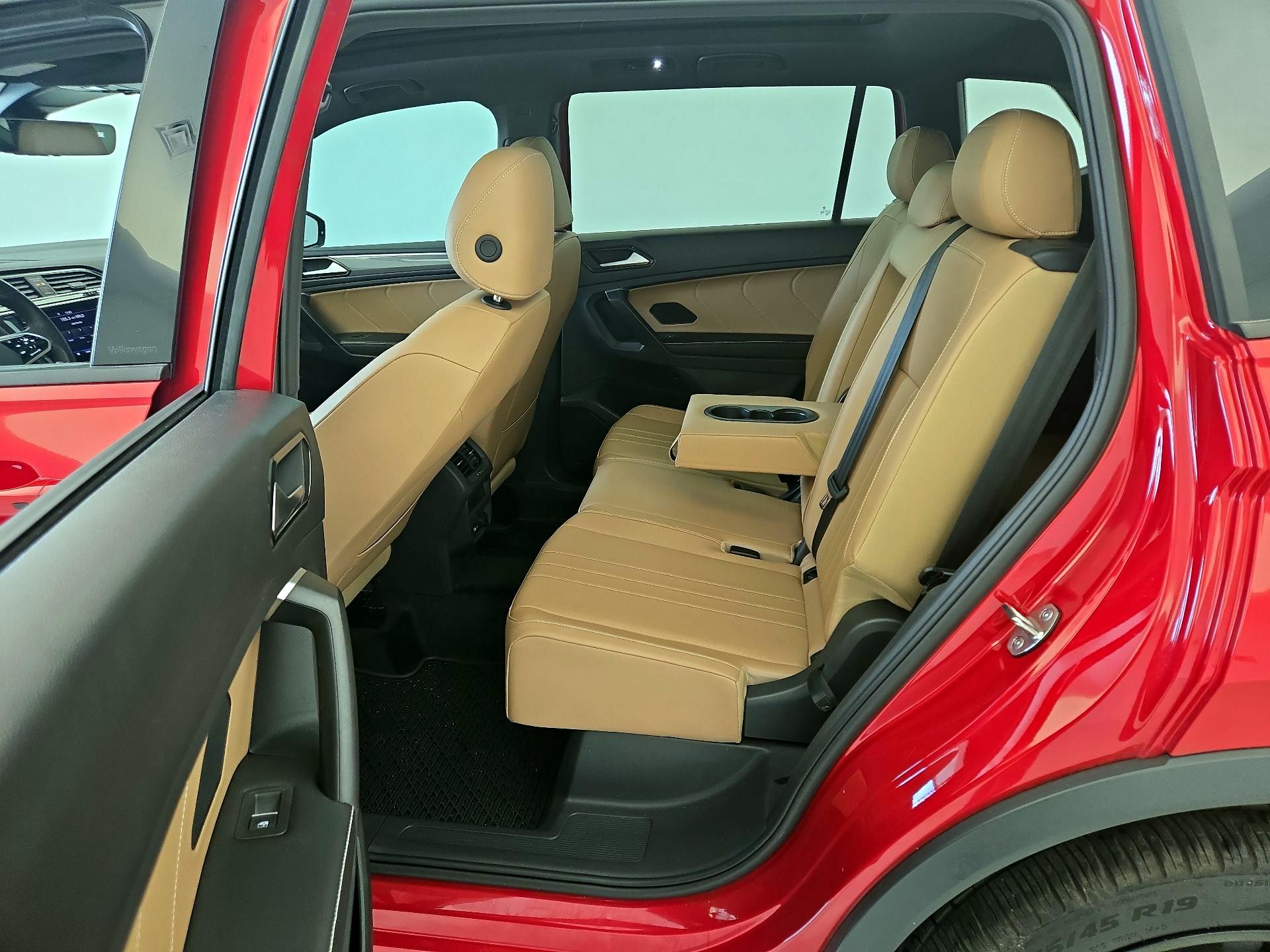 Thumbnail: 2024 Volkswagen Tiguan - 20