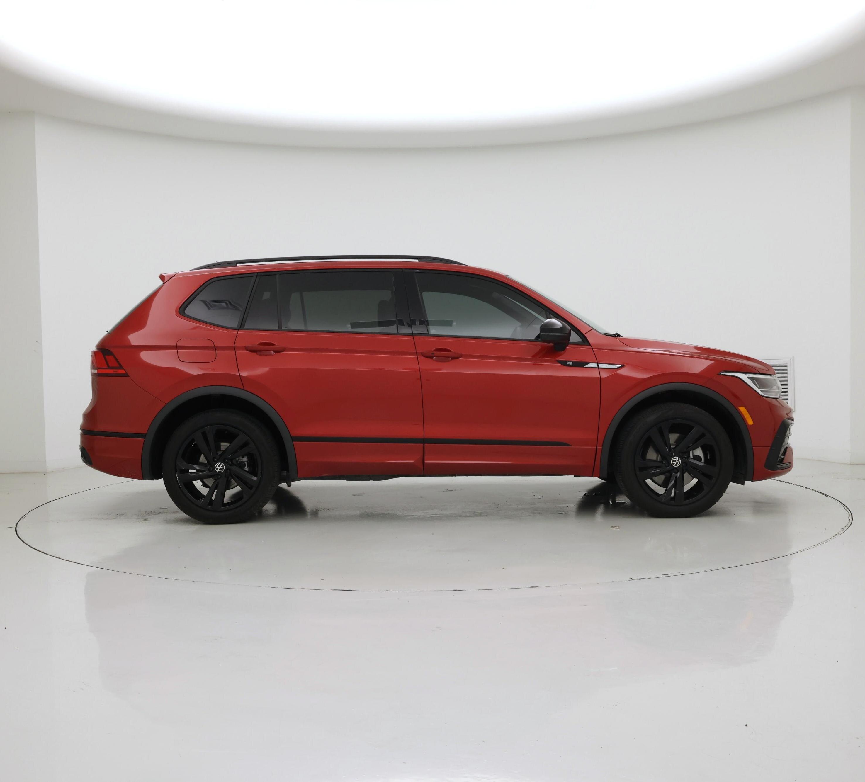 Thumbnail: 2024 Volkswagen Tiguan - 7