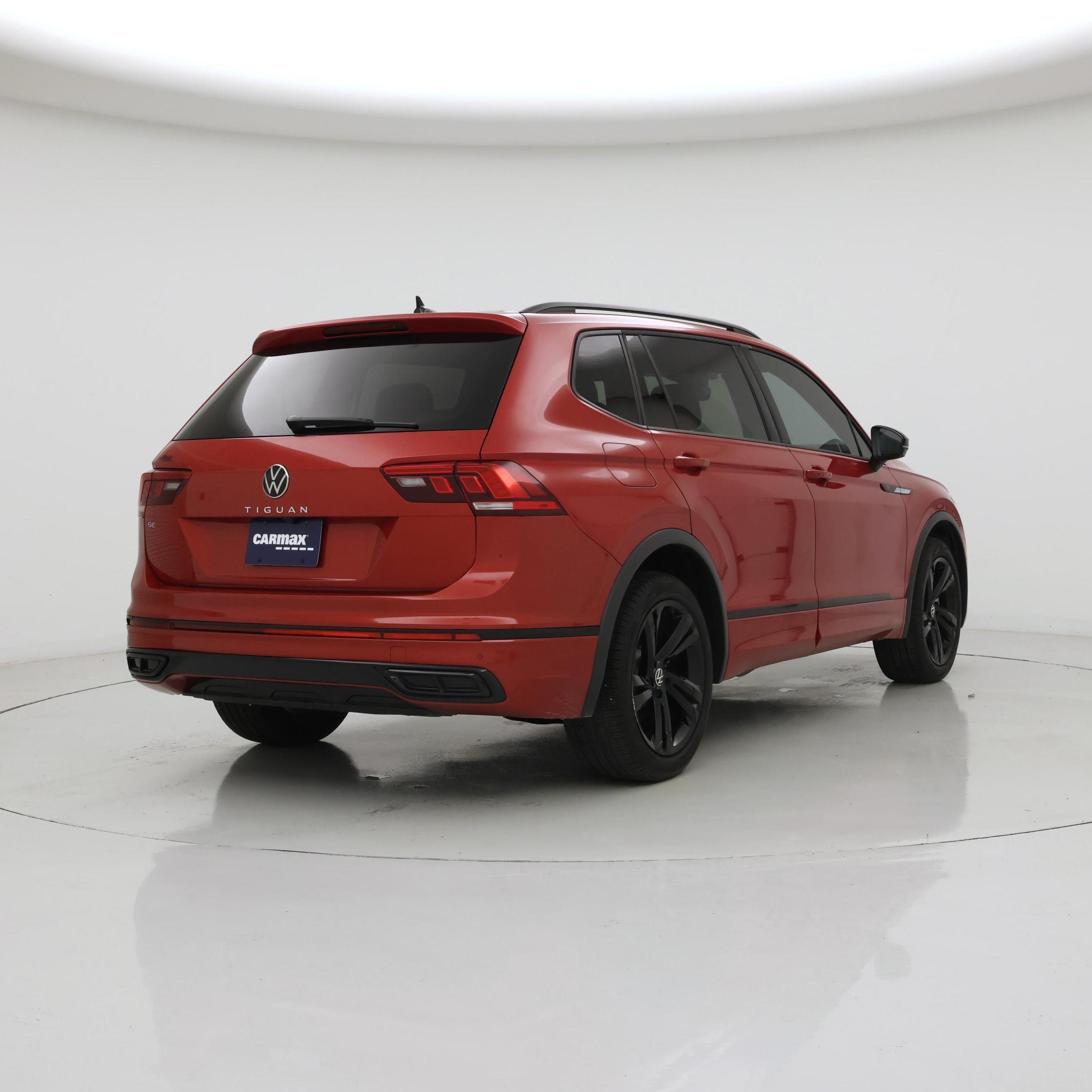 Thumbnail: 2024 Volkswagen Tiguan - 8