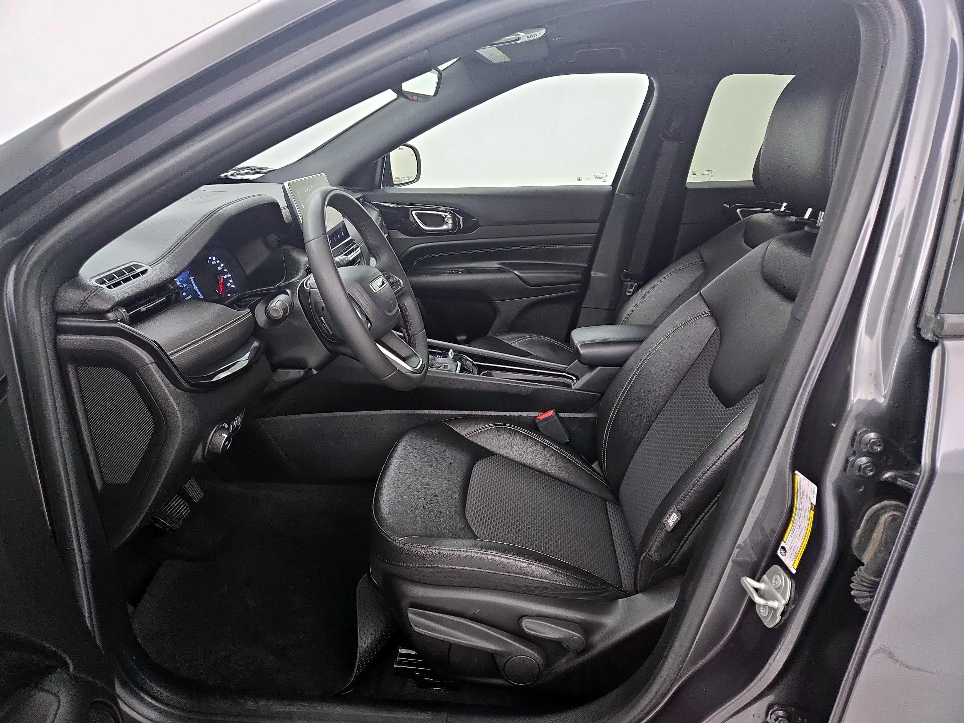 Thumbnail: 2024 Jeep Compass - 11