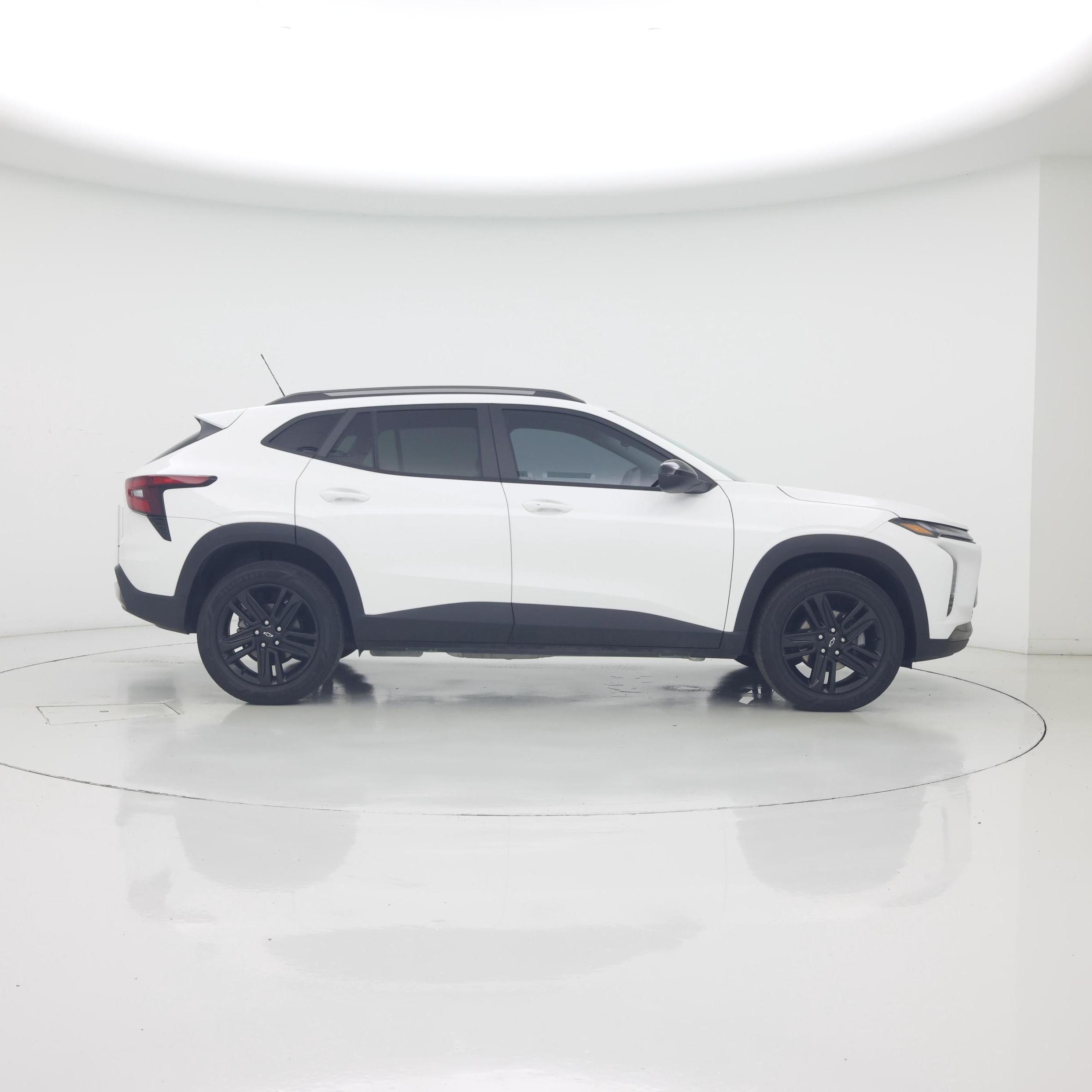 Thumbnail: 2025 Chevrolet Trax - 7