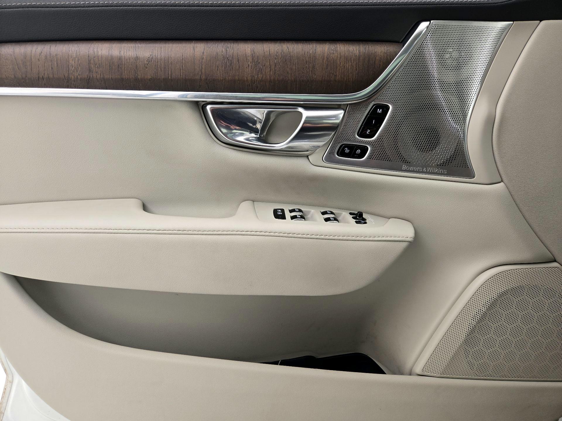 Thumbnail: 2022 Volvo S90 - 12