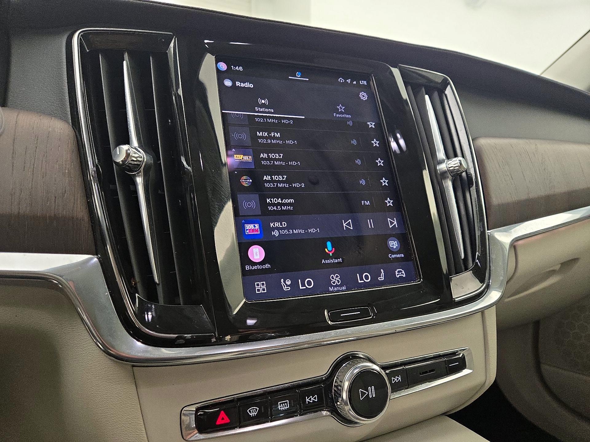 Thumbnail: 2022 Volvo S90 - 16