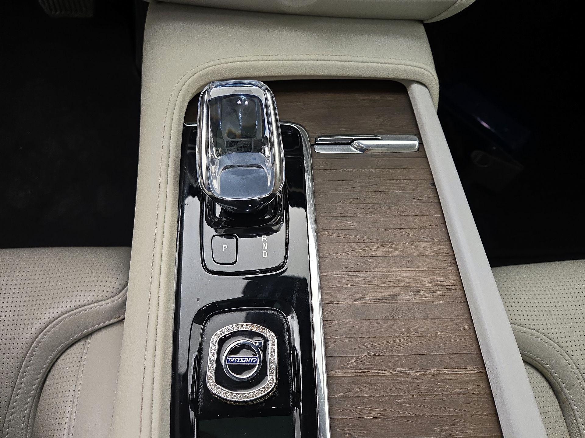 Thumbnail: 2022 Volvo S90 - 18