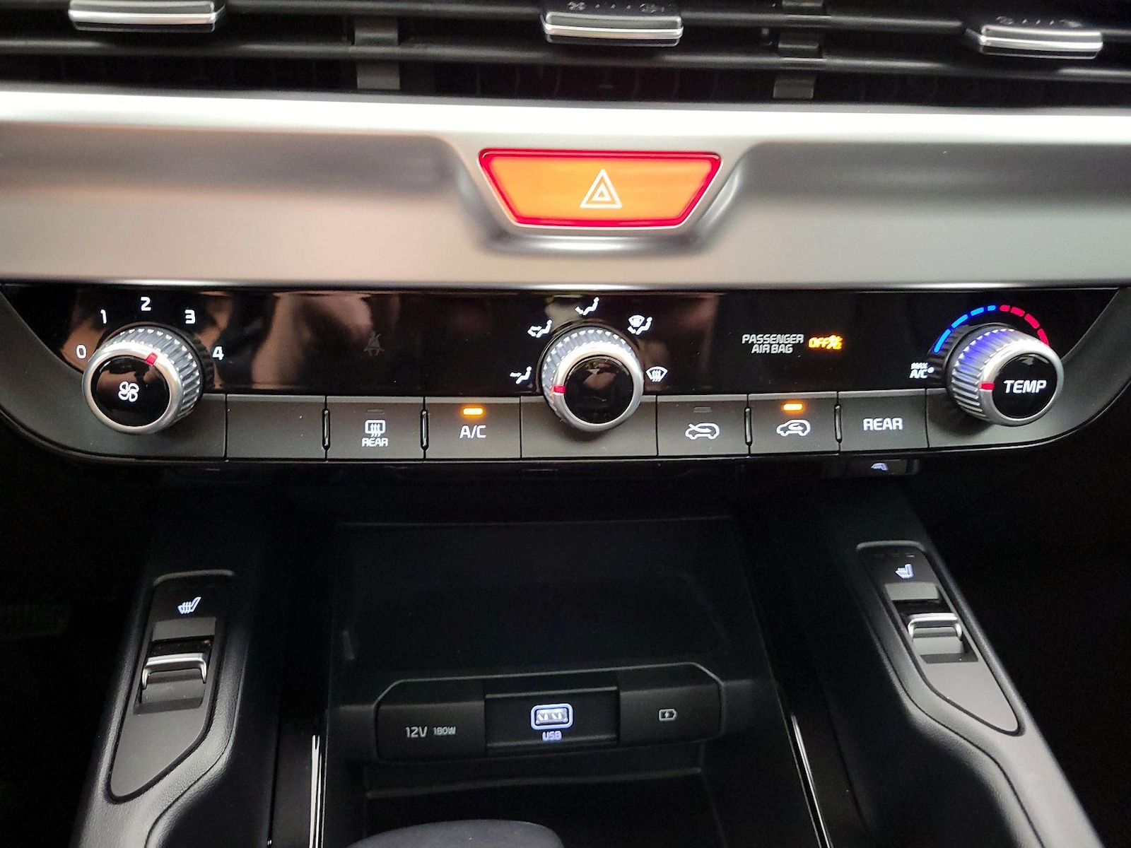 2021 Kia Telluride S - Photo 17