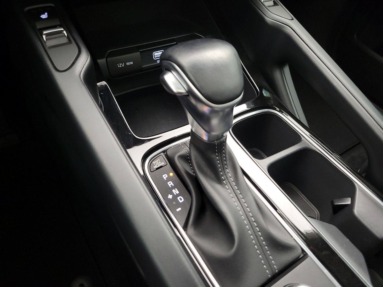 2021 Kia Telluride S - Photo 18