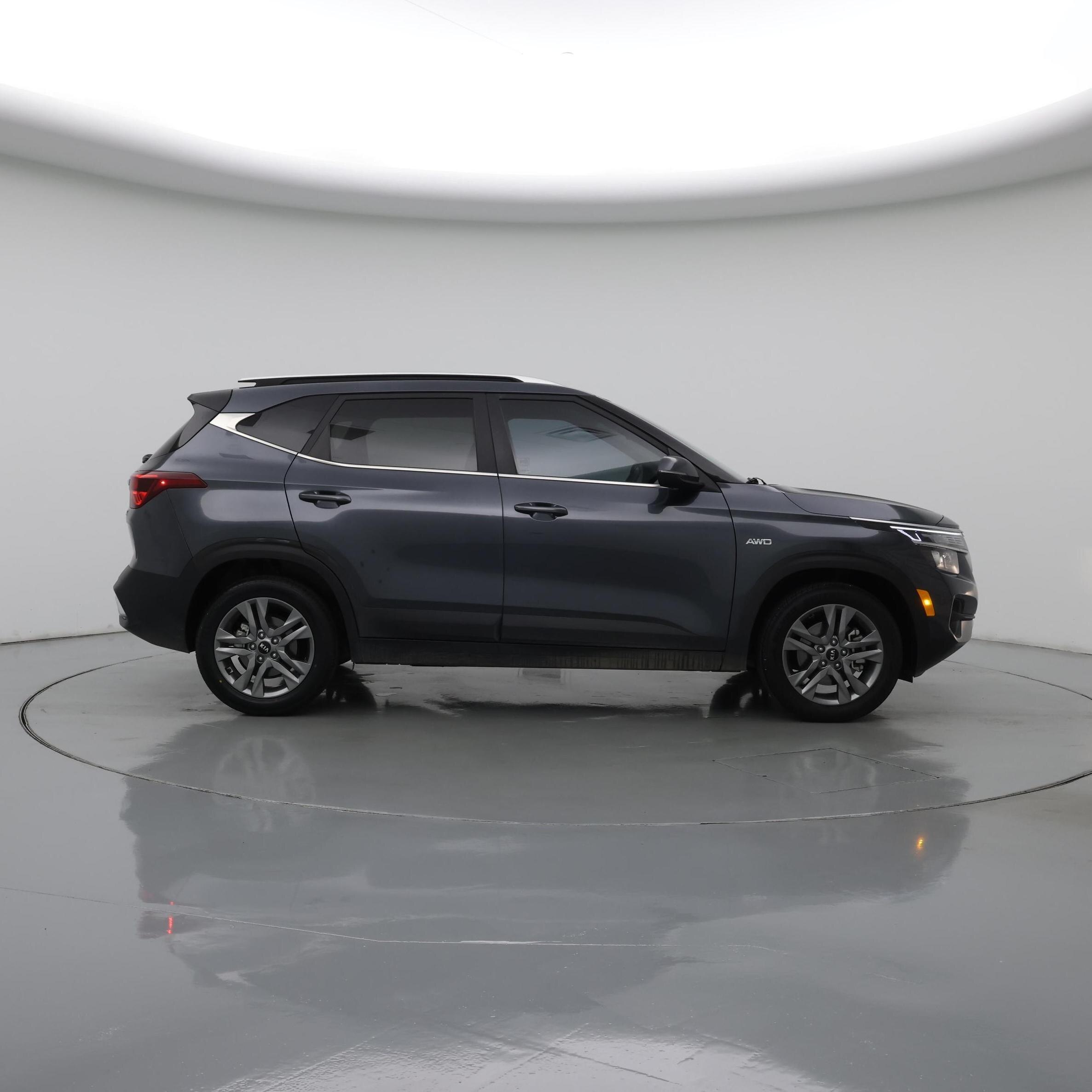 Thumbnail: 2021 Kia Seltos - 7