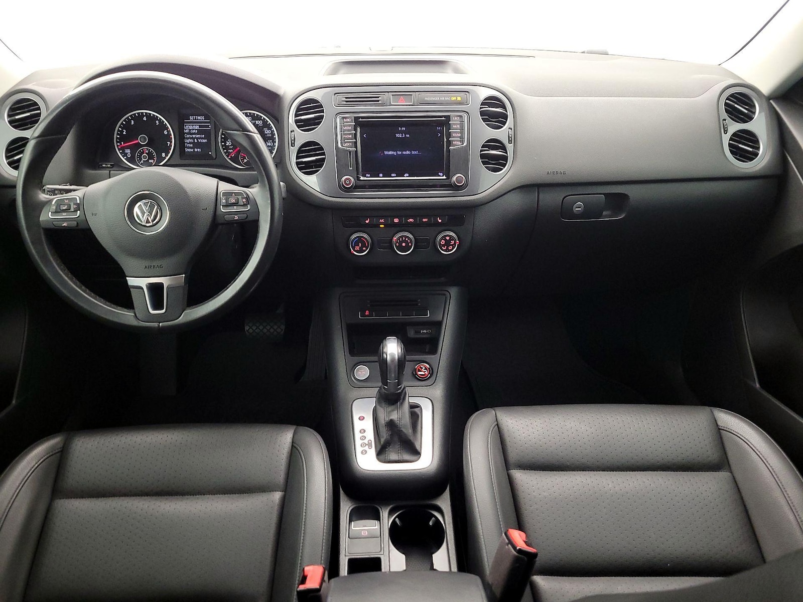2017 Volkswagen Tiguan S - Photo 10