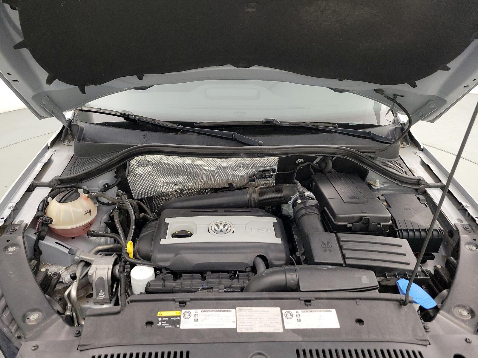 2017 Volkswagen Tiguan S - Photo 22