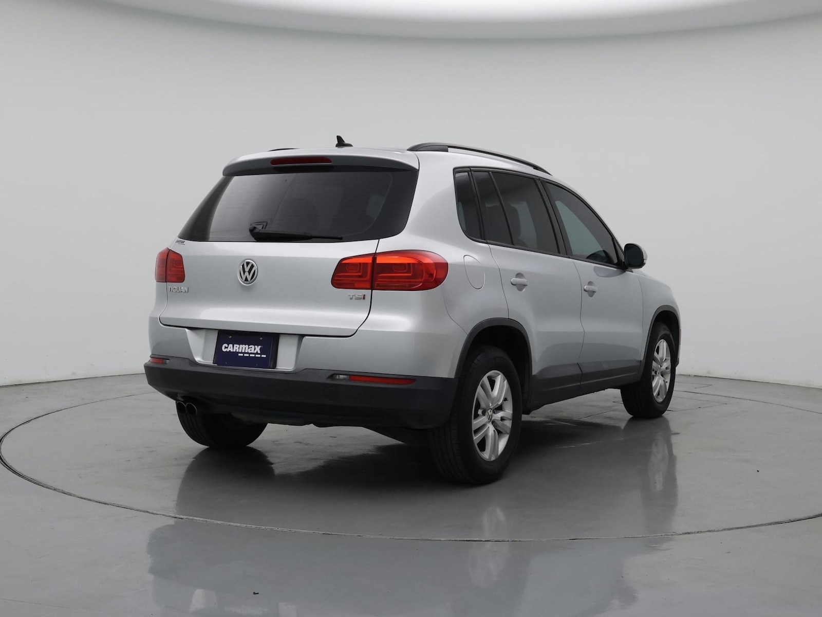 2017 Volkswagen Tiguan S - Photo 9