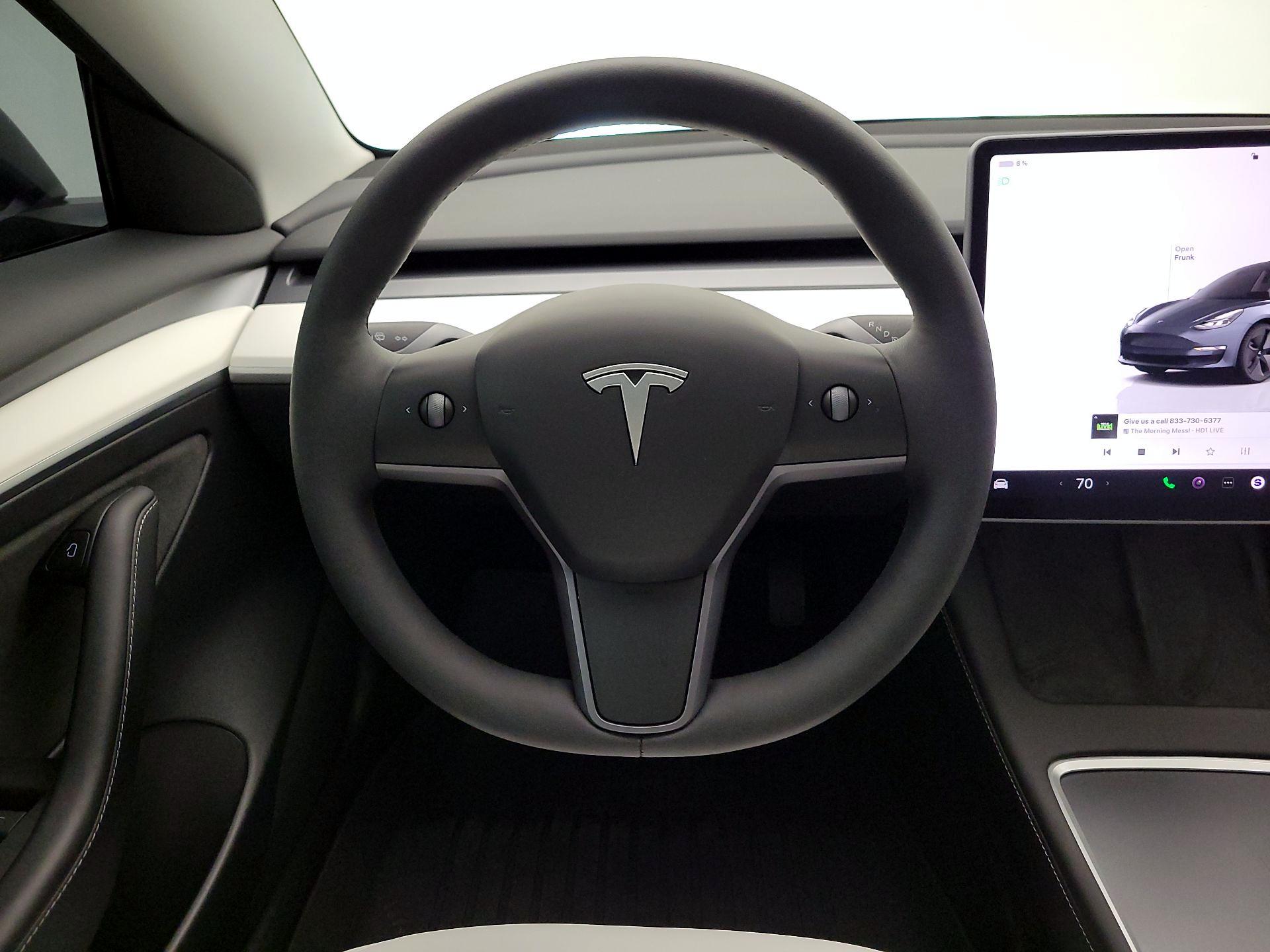 Thumbnail: 2023 Tesla Model 3 - 10