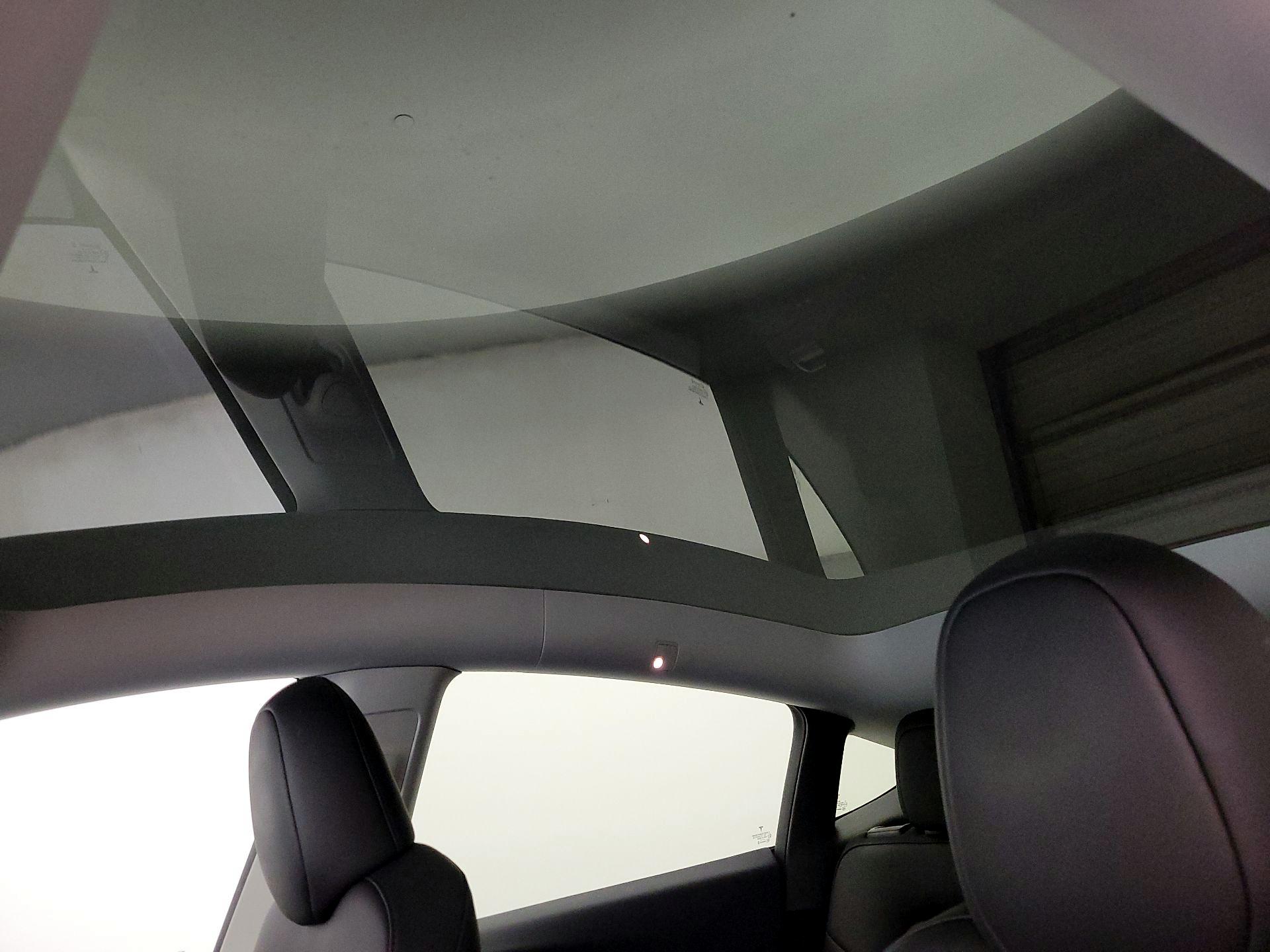 Thumbnail: 2023 Tesla Model Y - 17
