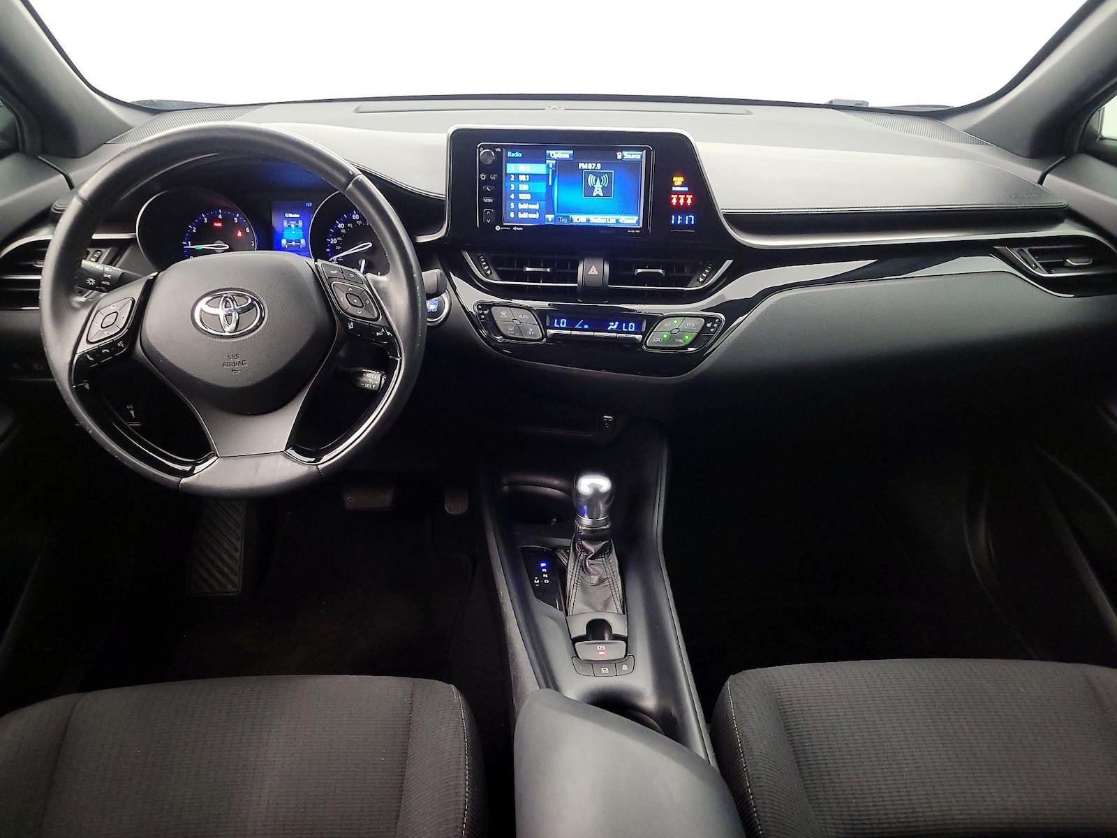 2018 Toyota C-HR XLE Premium - Photo 10