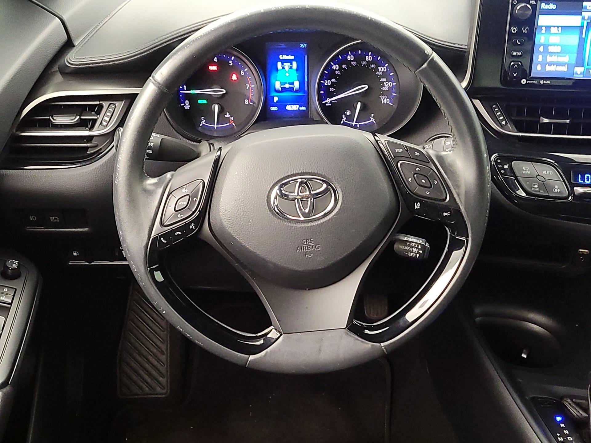 Thumbnail: 2018 Toyota C-HR - 10