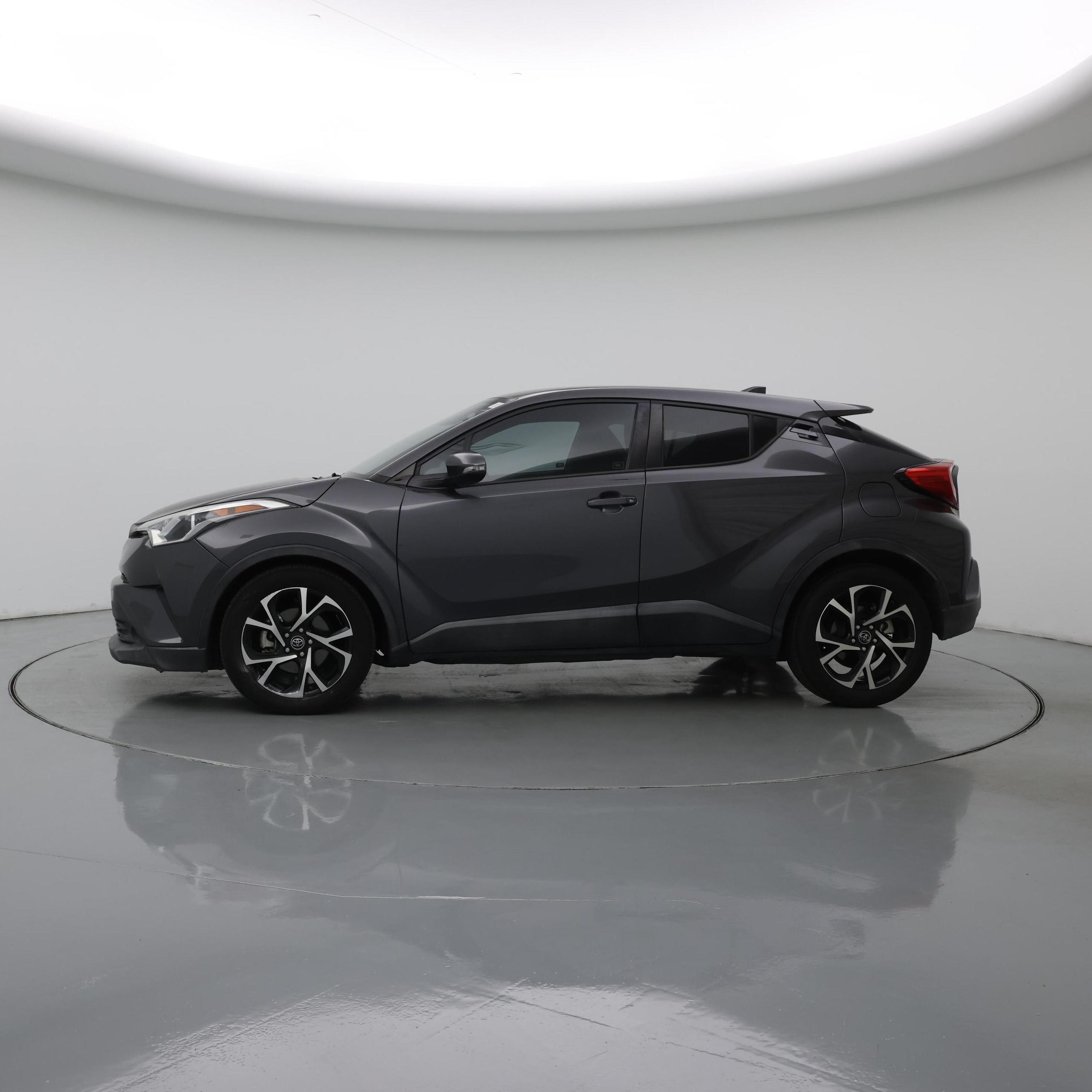 Thumbnail: 2018 Toyota C-HR - 3