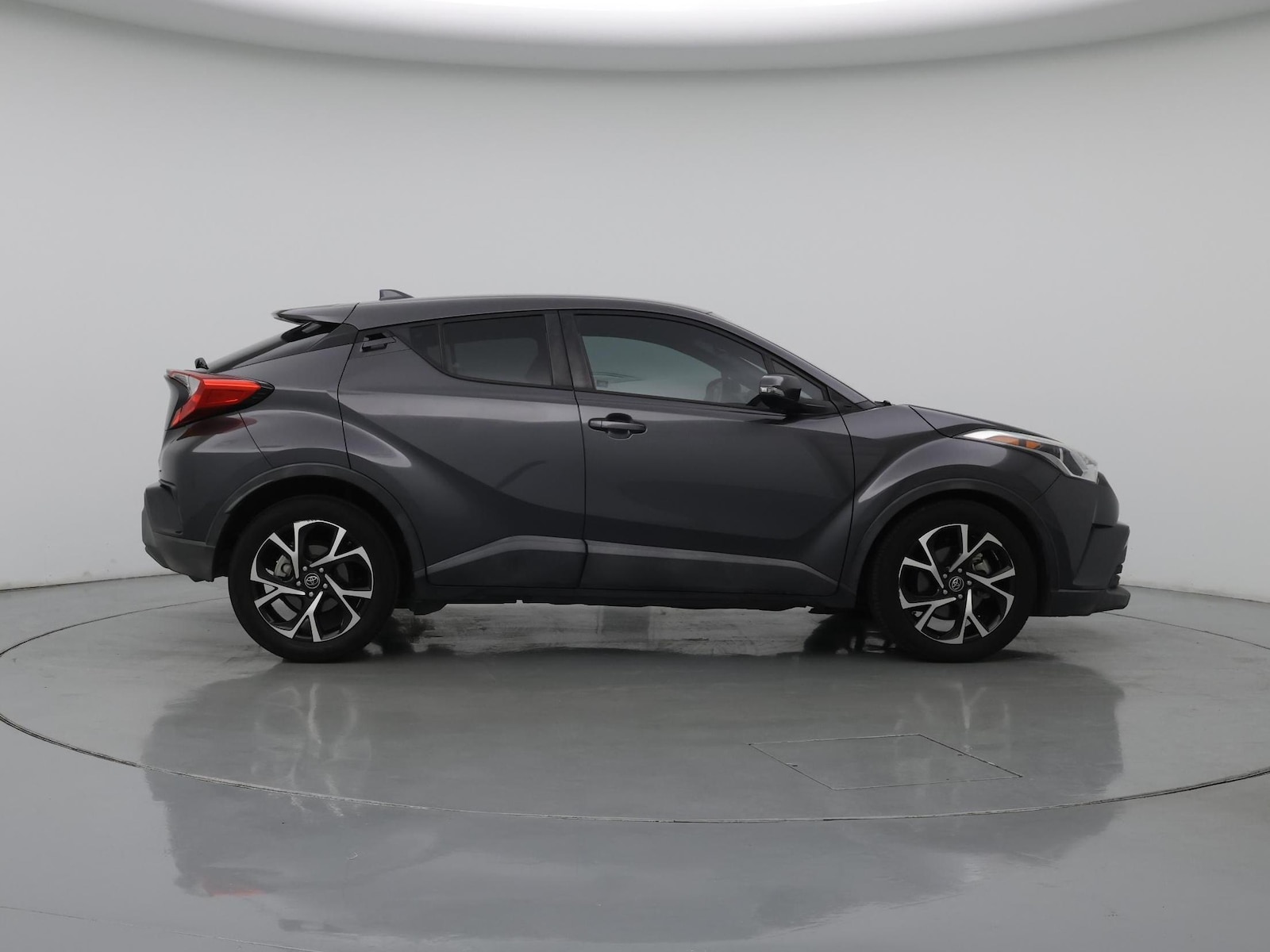 2018 Toyota C-HR XLE Premium - Photo 8