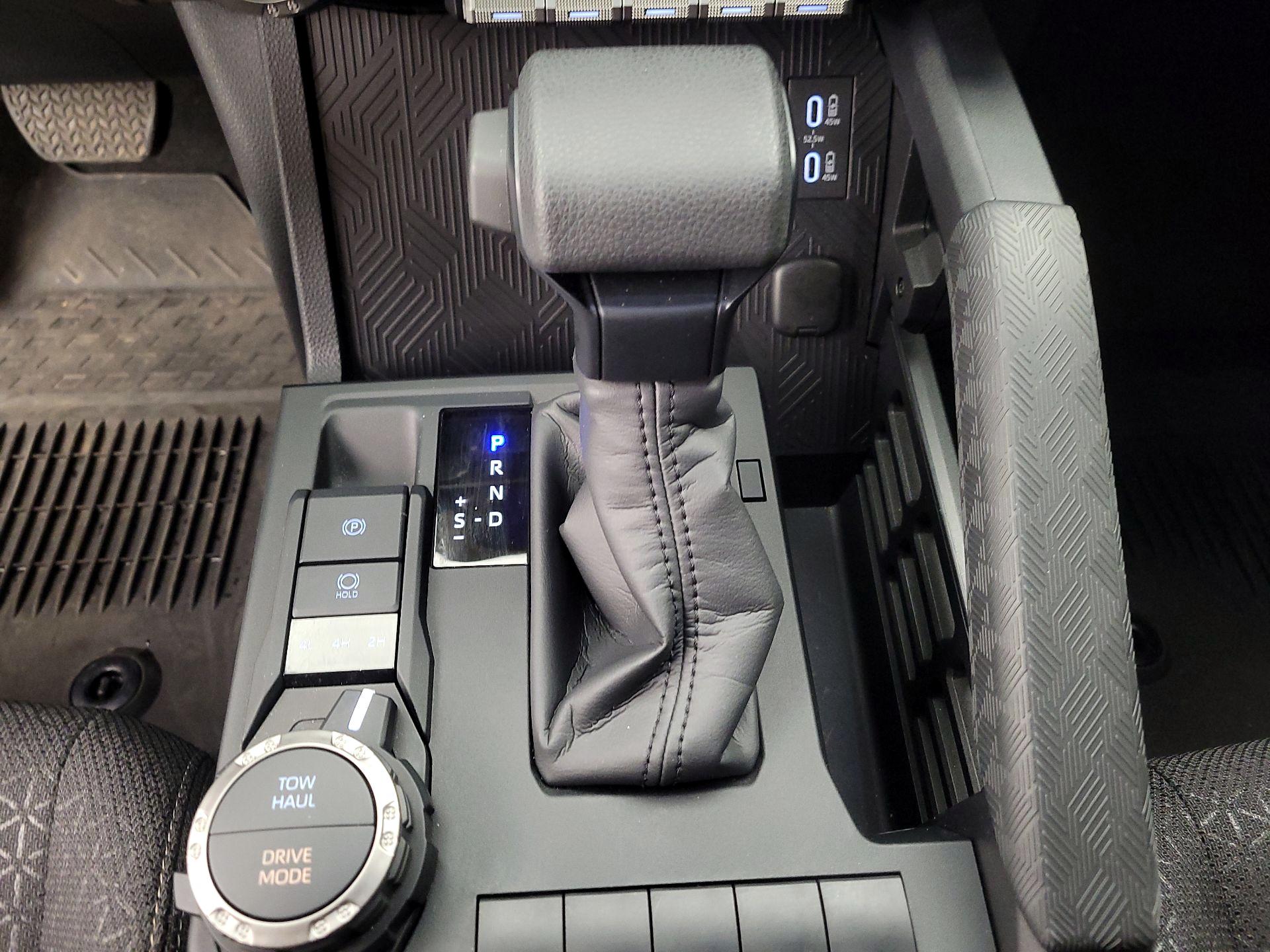 Thumbnail: 2025 Toyota 4Runner - 17