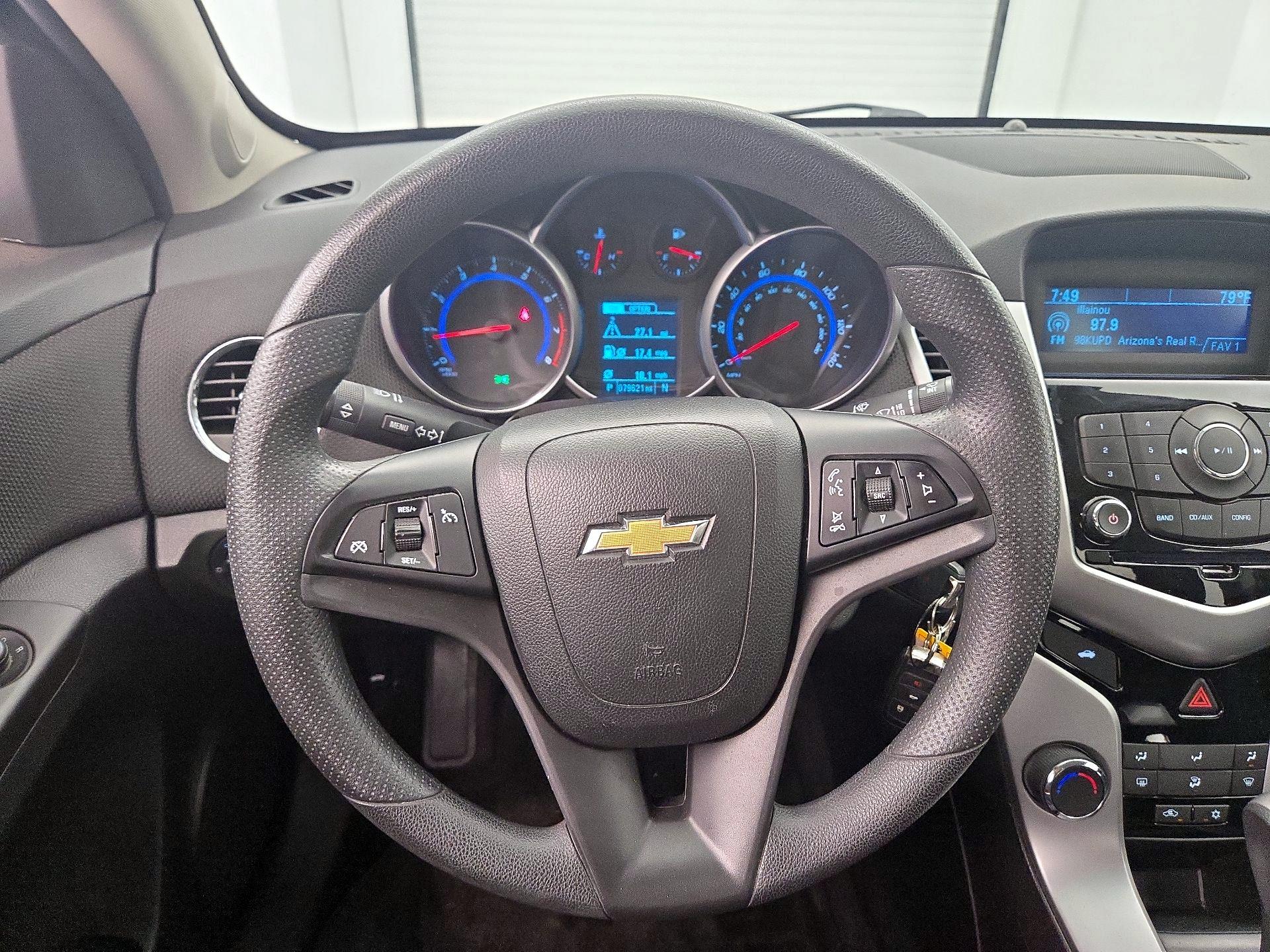 Thumbnail: 2015 Chevrolet Cruze - 10