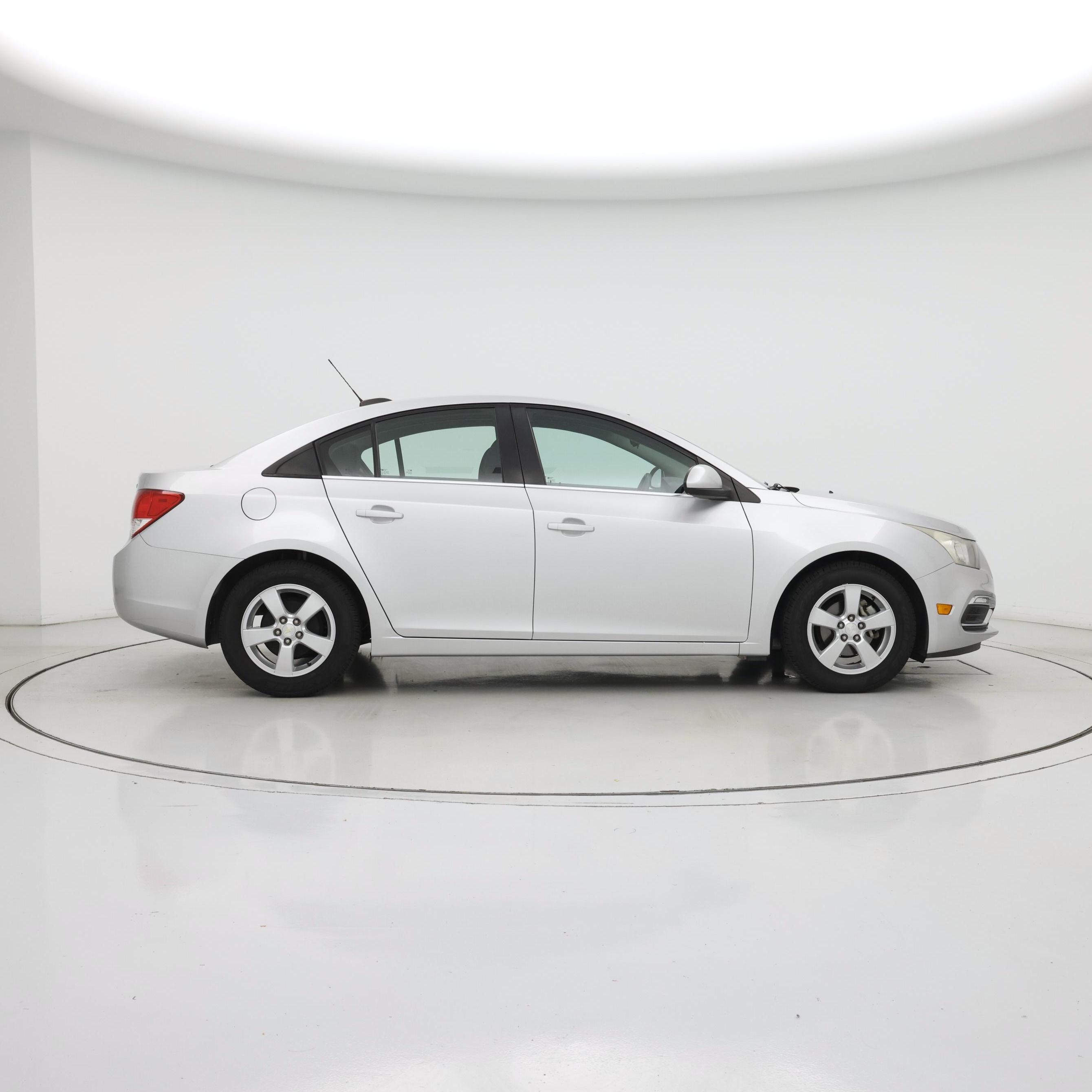 Thumbnail: 2015 Chevrolet Cruze - 7