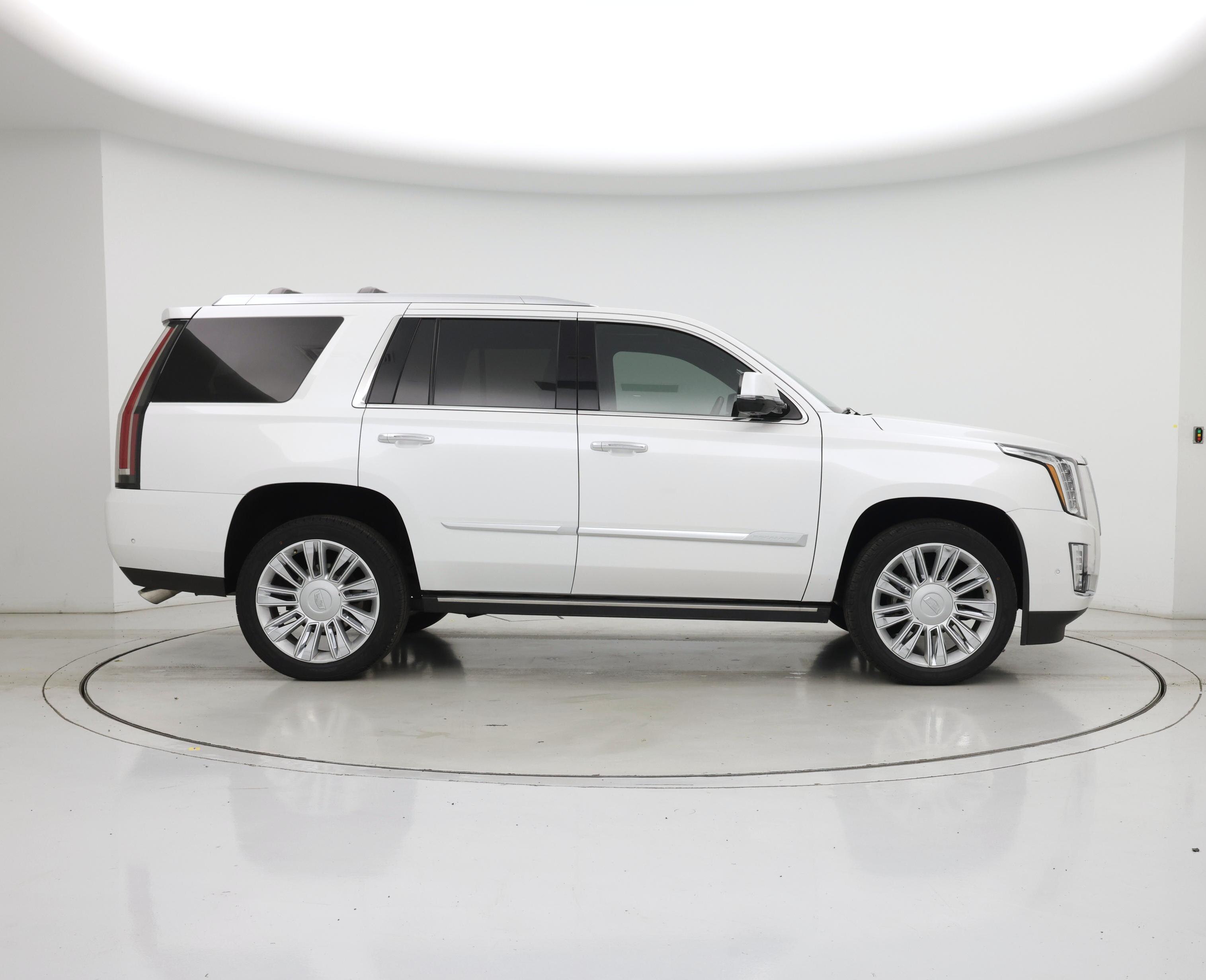 Thumbnail: 2018 Cadillac Escalade - 7