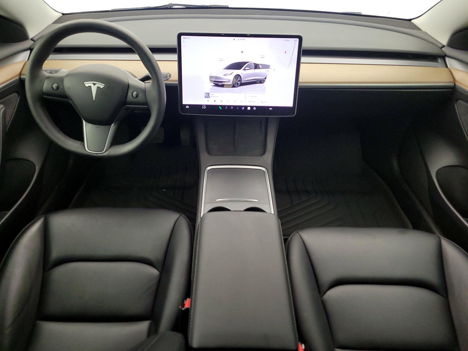 Thumbnail: 2023 Tesla Model 3 - 9