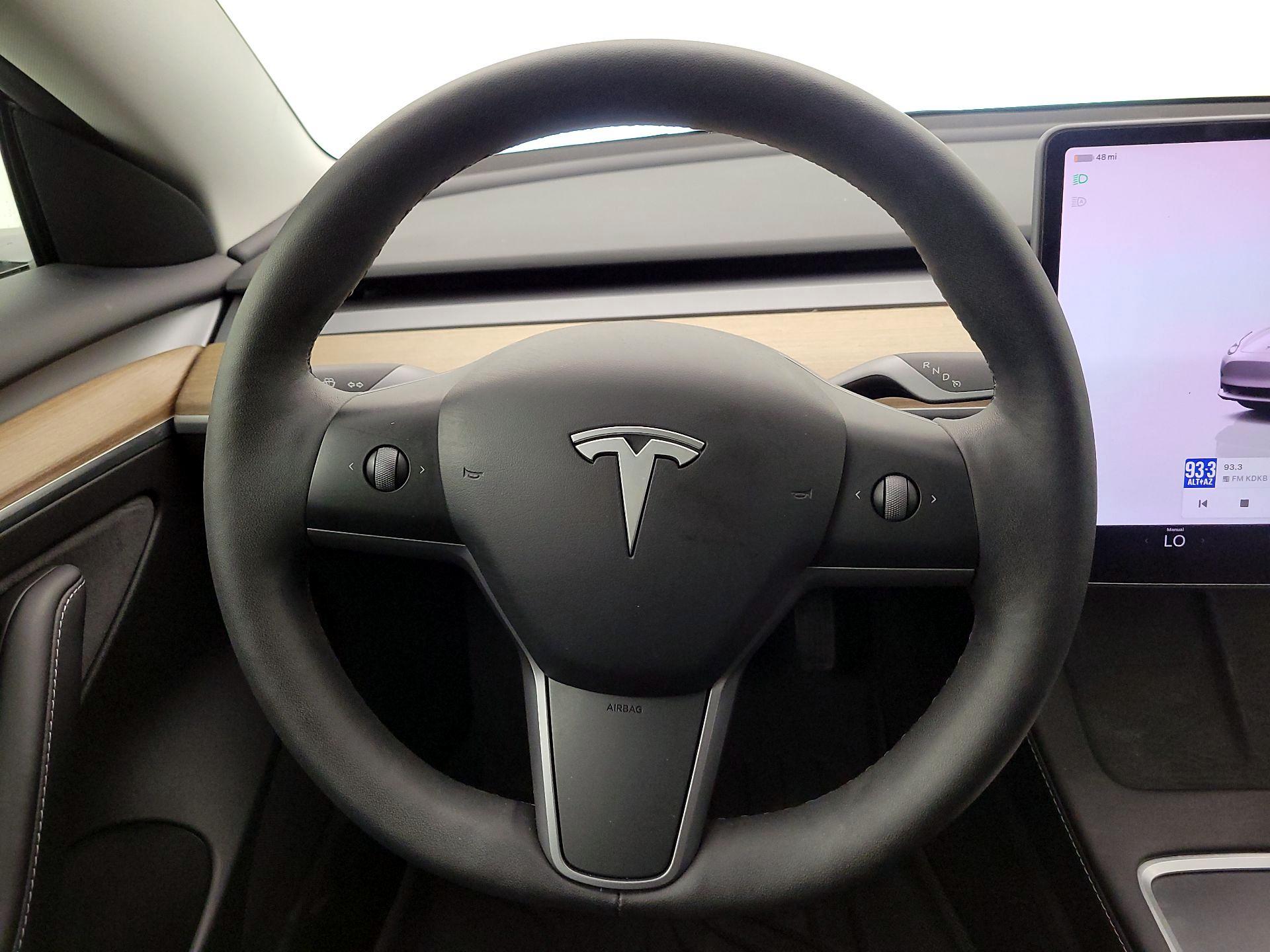 Thumbnail: 2023 Tesla Model 3 - 10