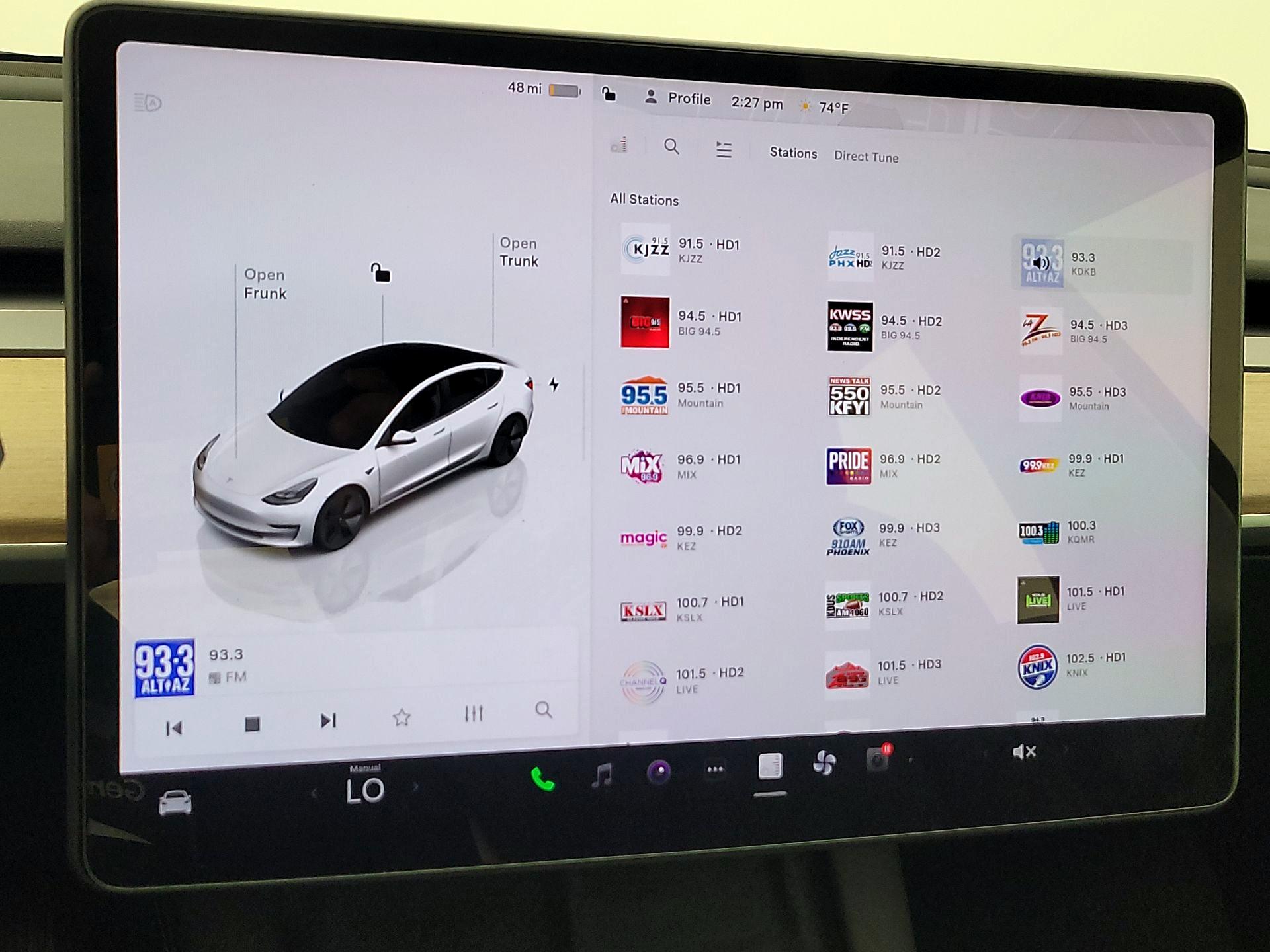 Thumbnail: 2023 Tesla Model 3 - 15