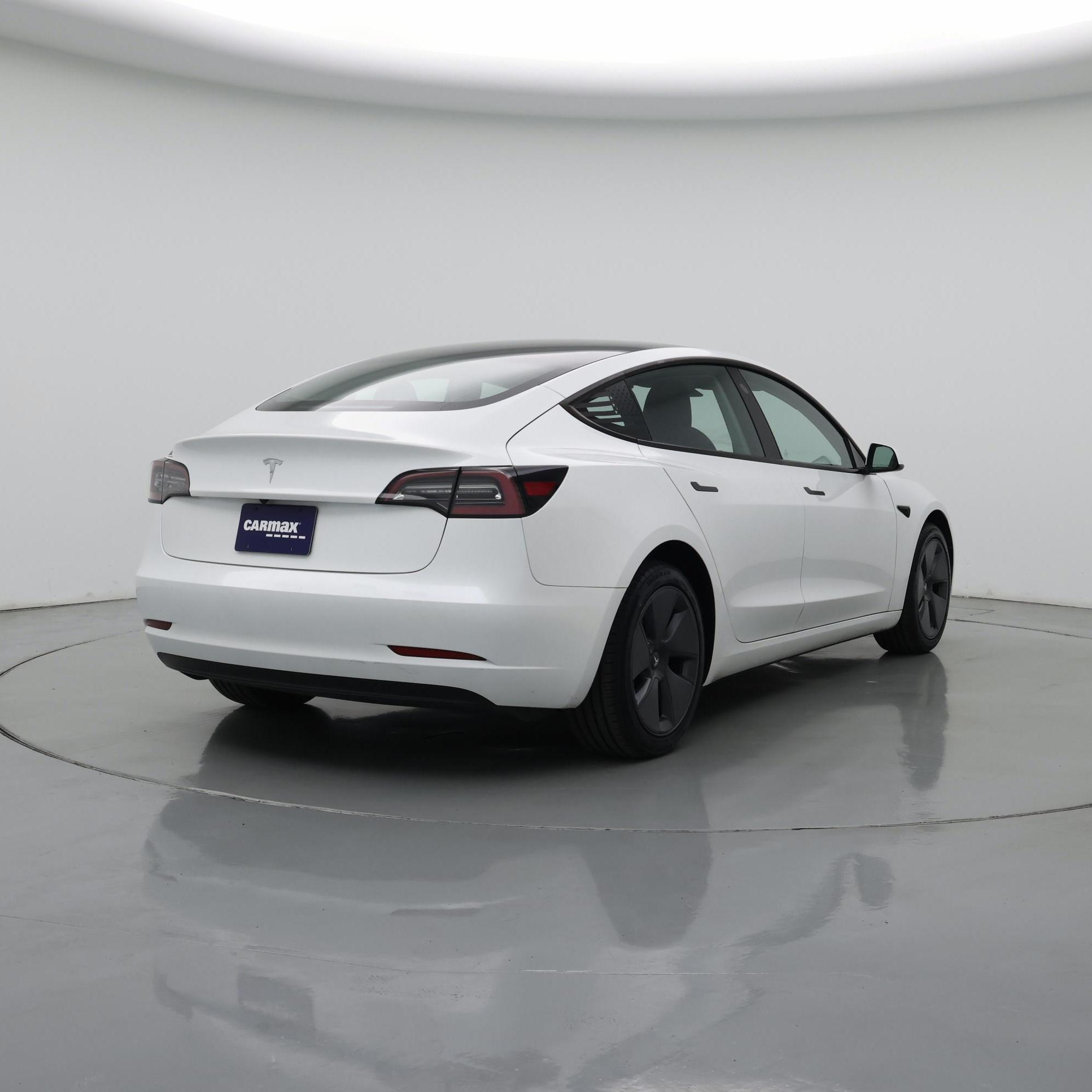 Thumbnail: 2023 Tesla Model 3 - 8