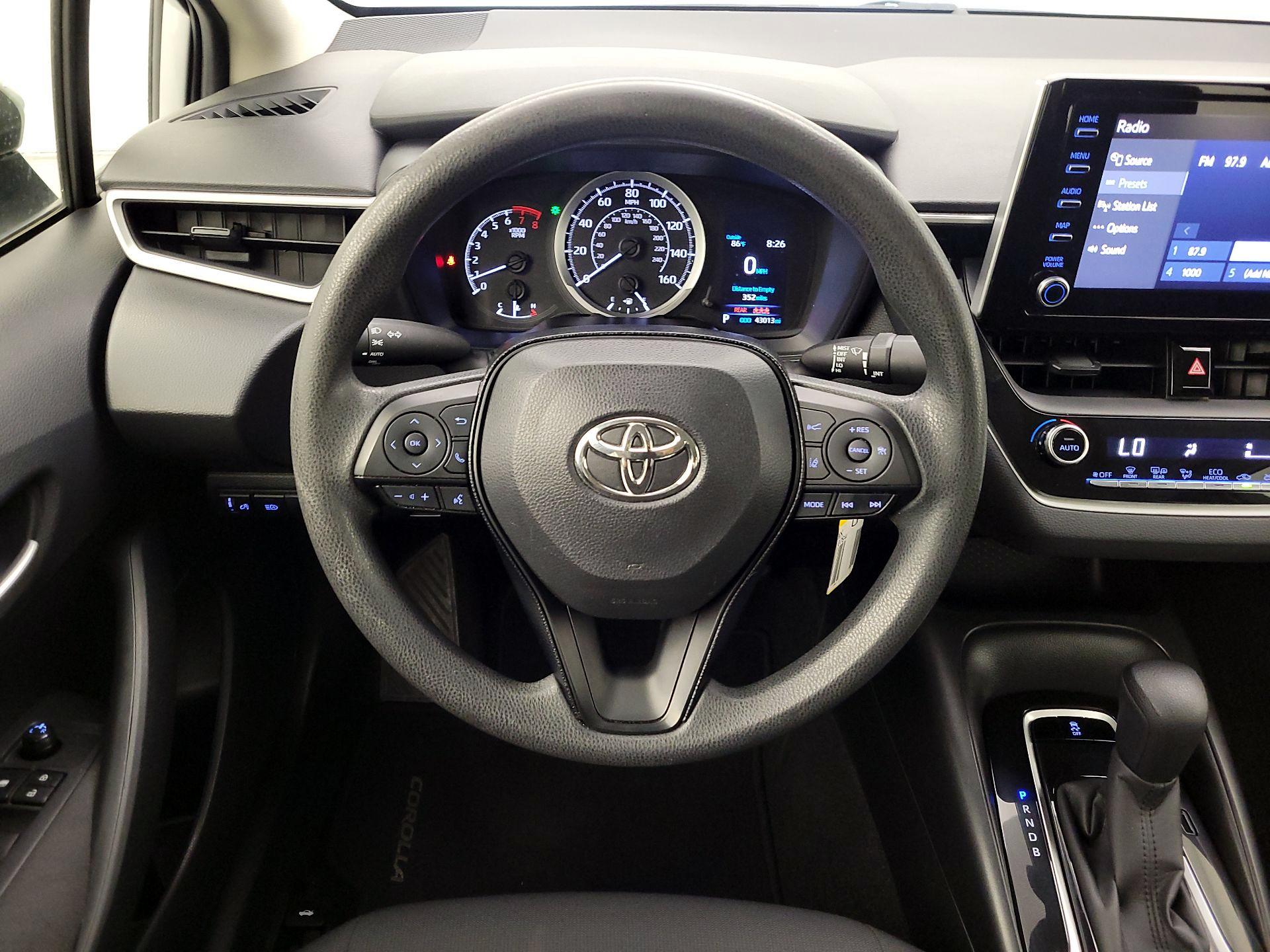 Thumbnail: 2020 Toyota Corolla - 10