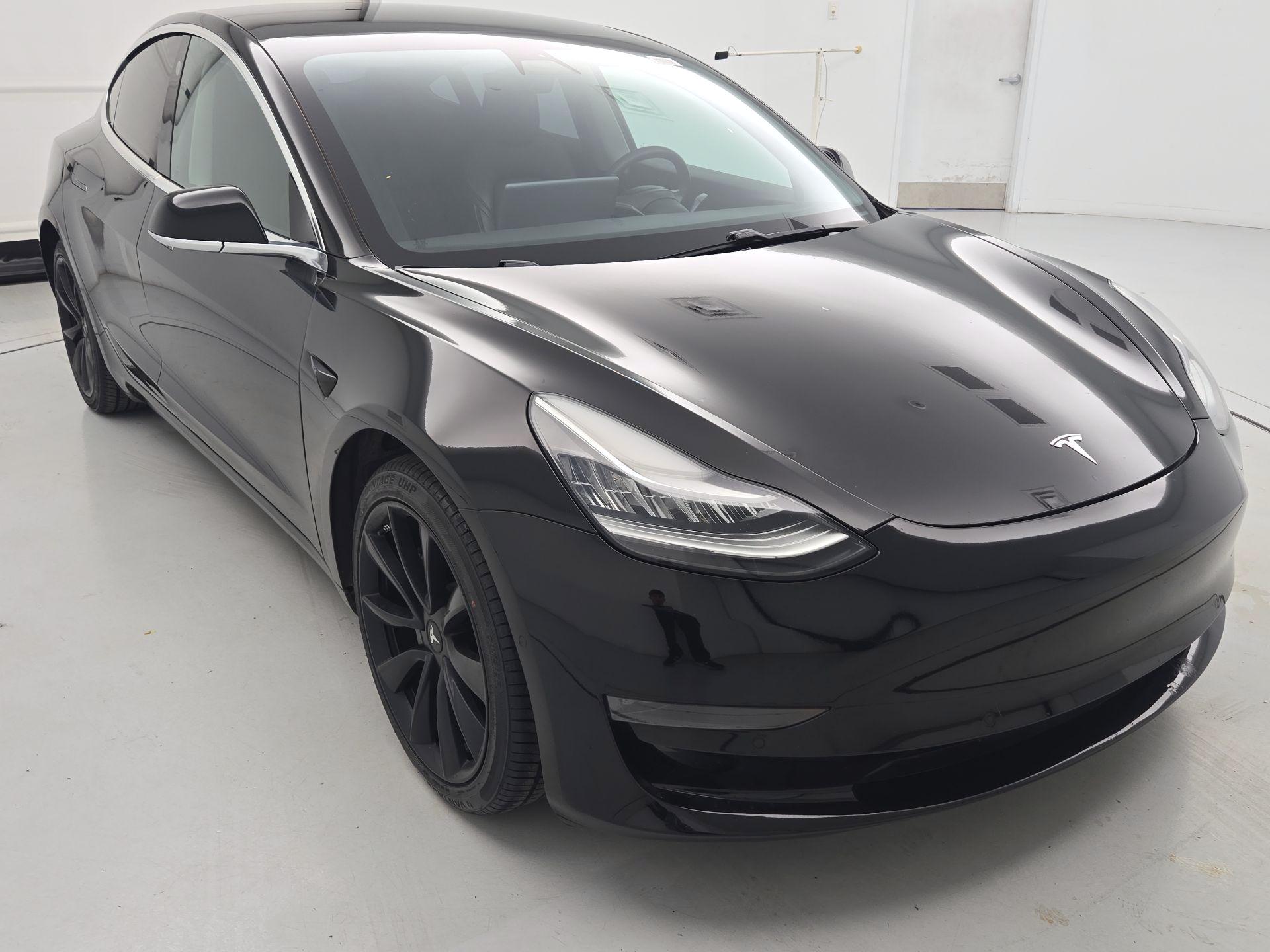 Thumbnail: 2020 Tesla Model 3 - 1