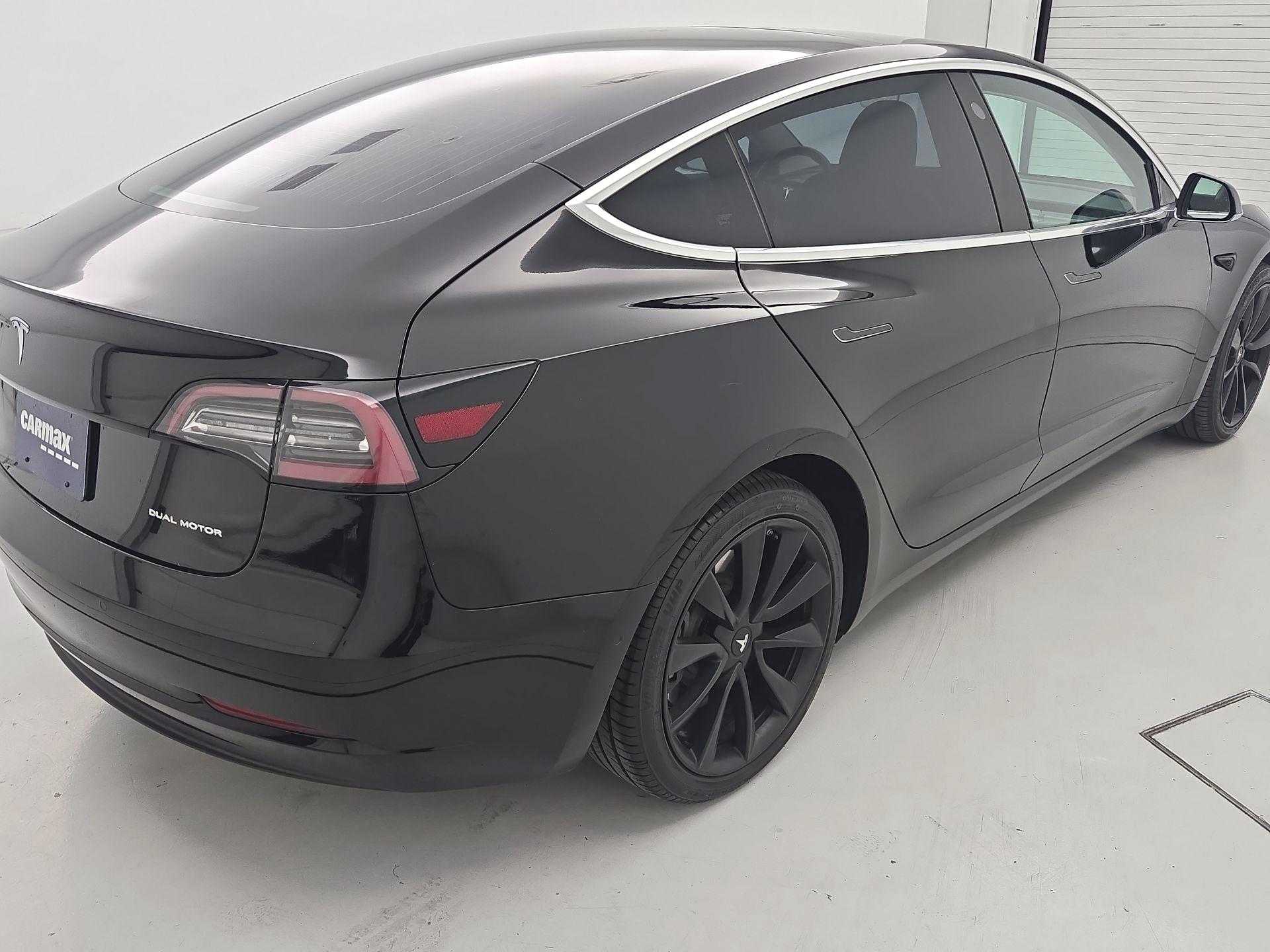 Thumbnail: 2020 Tesla Model 3 - 5