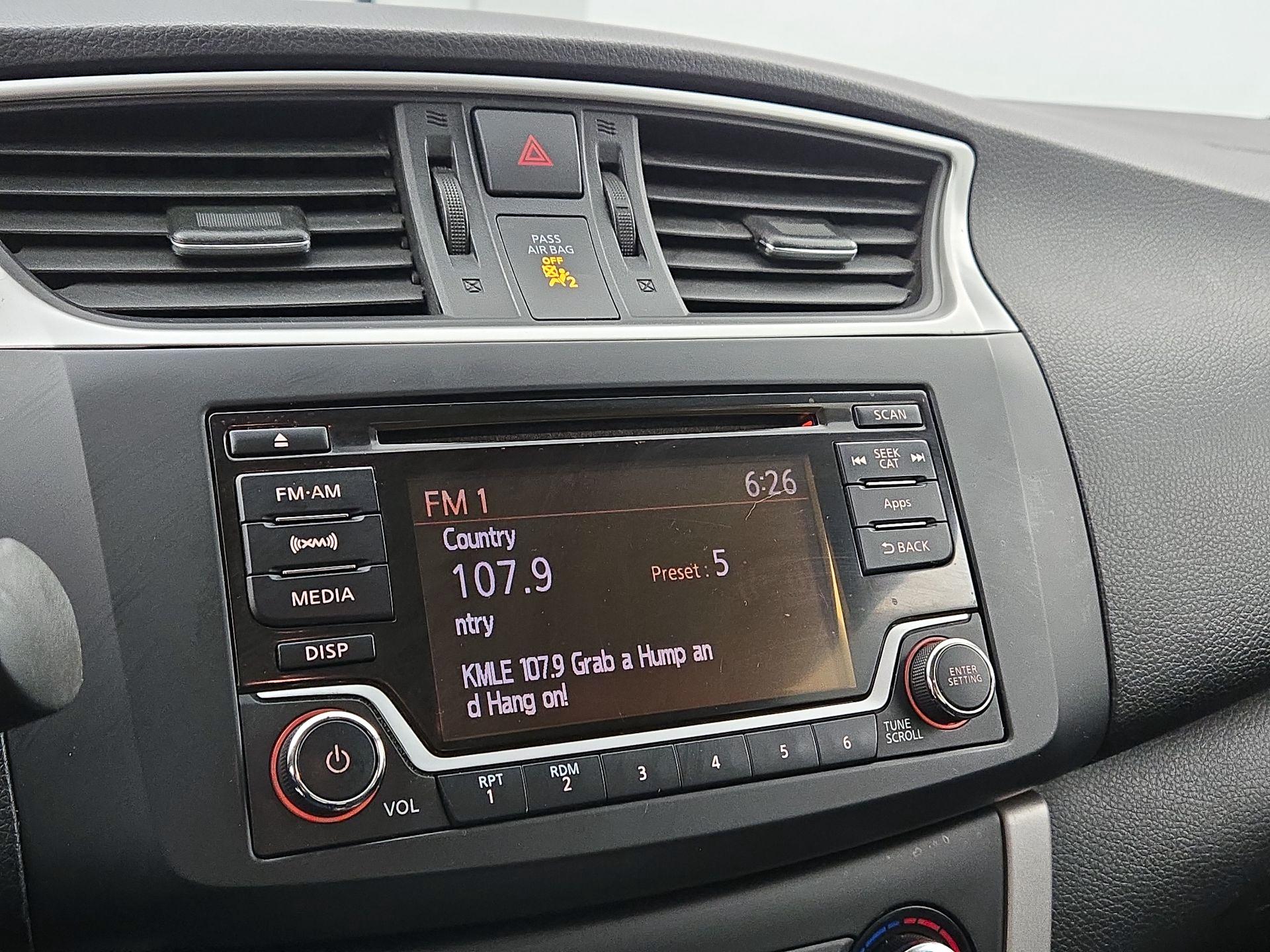 Thumbnail: 2015 Nissan Sentra - 13