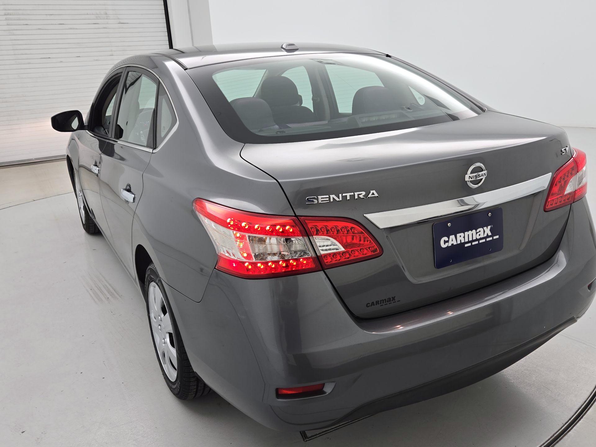 Thumbnail: 2015 Nissan Sentra - 7