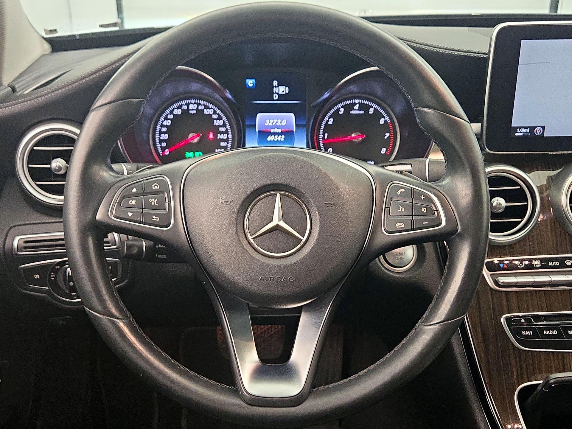 Thumbnail: 2015 Mercedes-Benz C-Class - 10