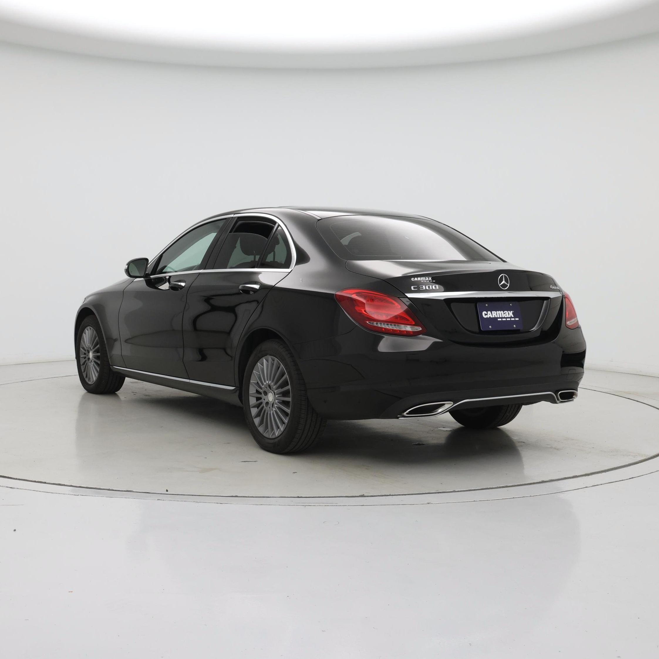 Thumbnail: 2015 Mercedes-Benz C-Class - 2