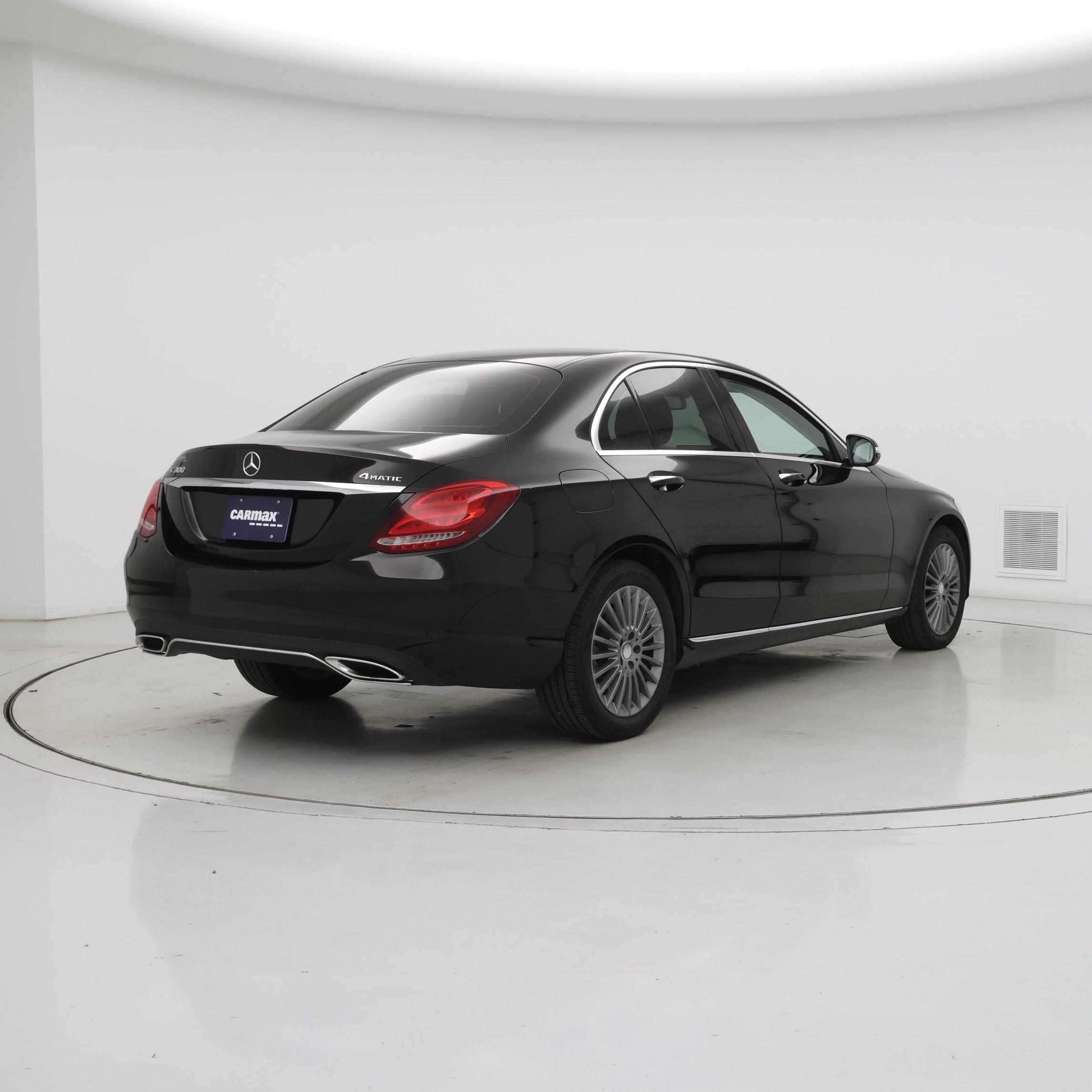 Thumbnail: 2015 Mercedes-Benz C-Class - 8