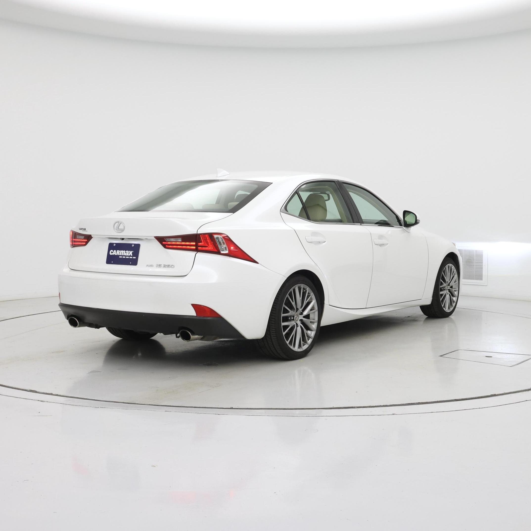 Thumbnail: 2015 Lexus IS - 8