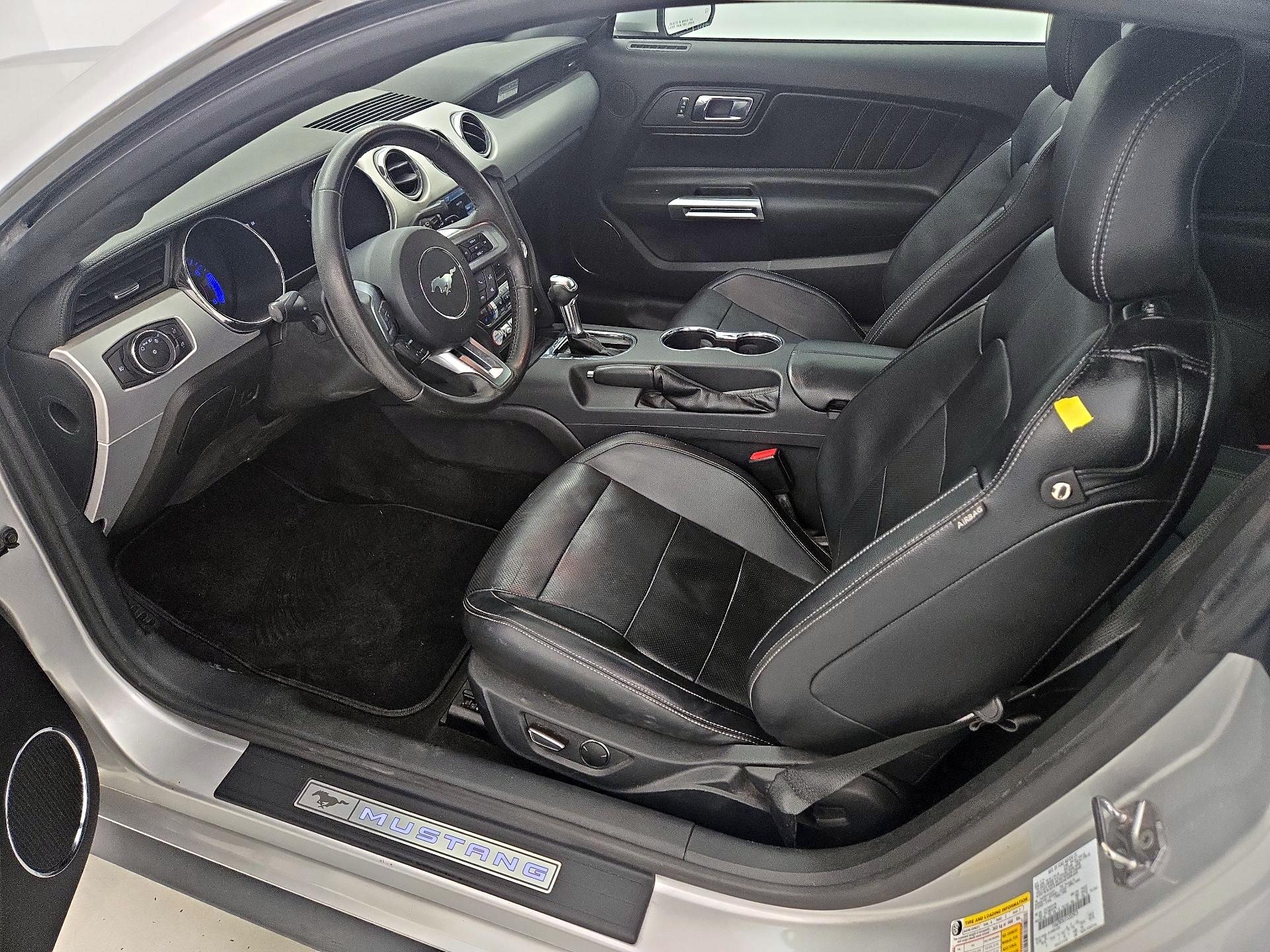 Thumbnail: 2015 Ford Mustang - 9