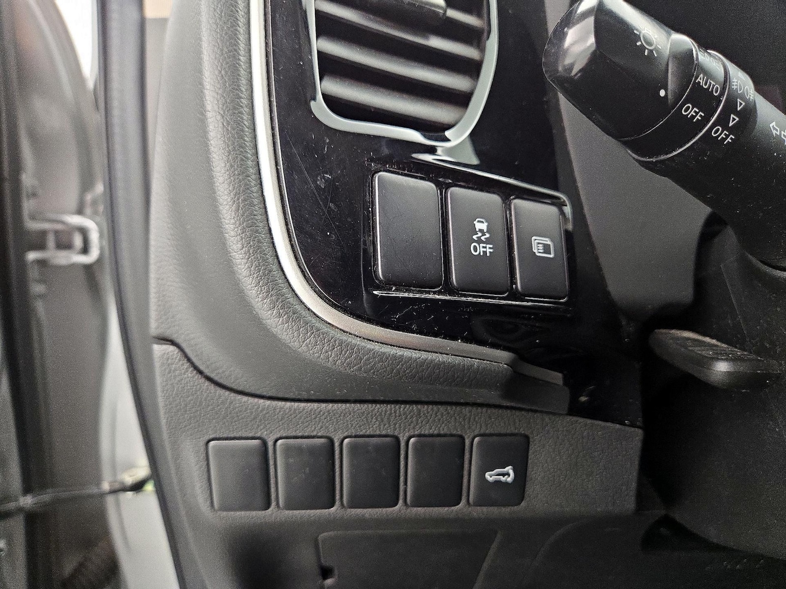 2019 Mitsubishi Outlander SEL - Photo 14