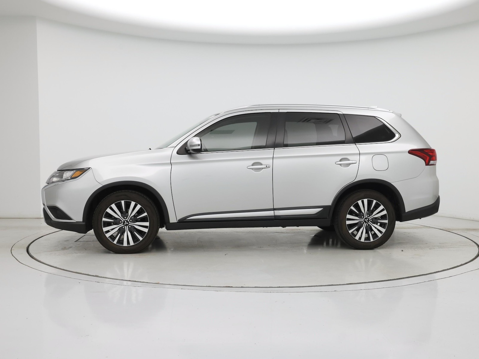 2019 Mitsubishi Outlander SEL - Photo 4