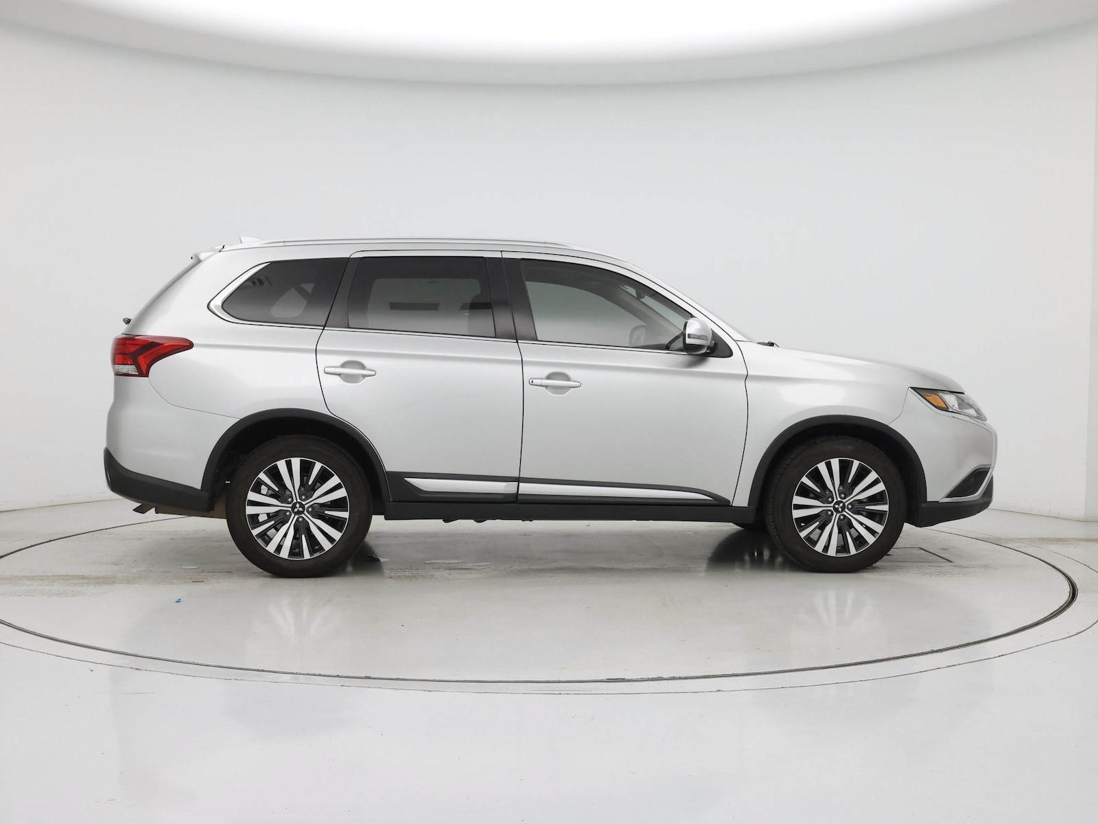 2019 Mitsubishi Outlander SEL - Photo 8