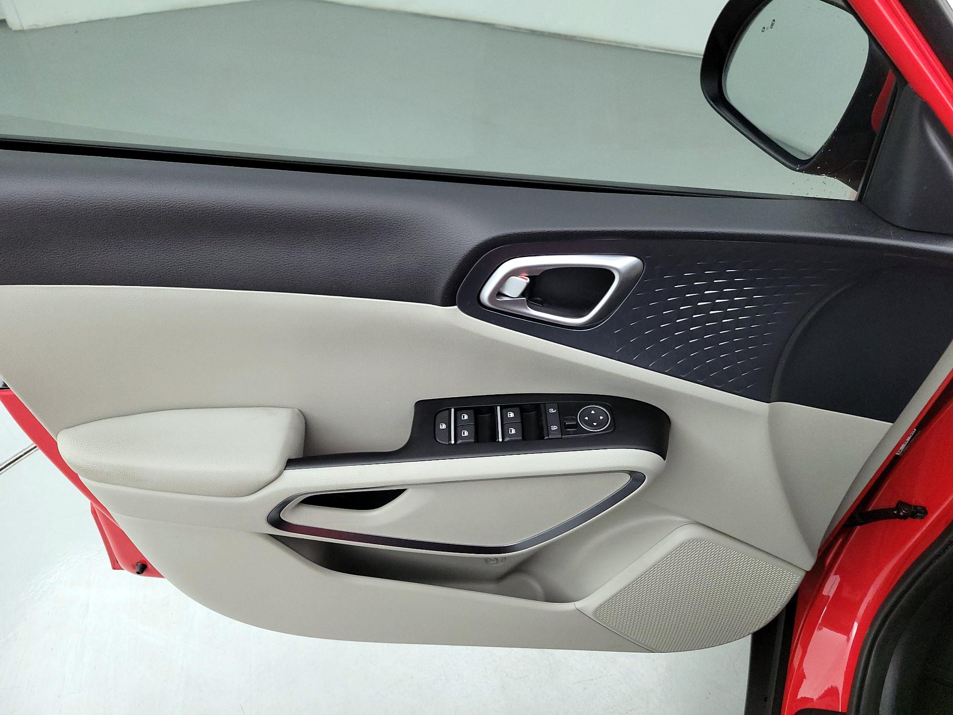Thumbnail: 2025 Kia Soul - 12