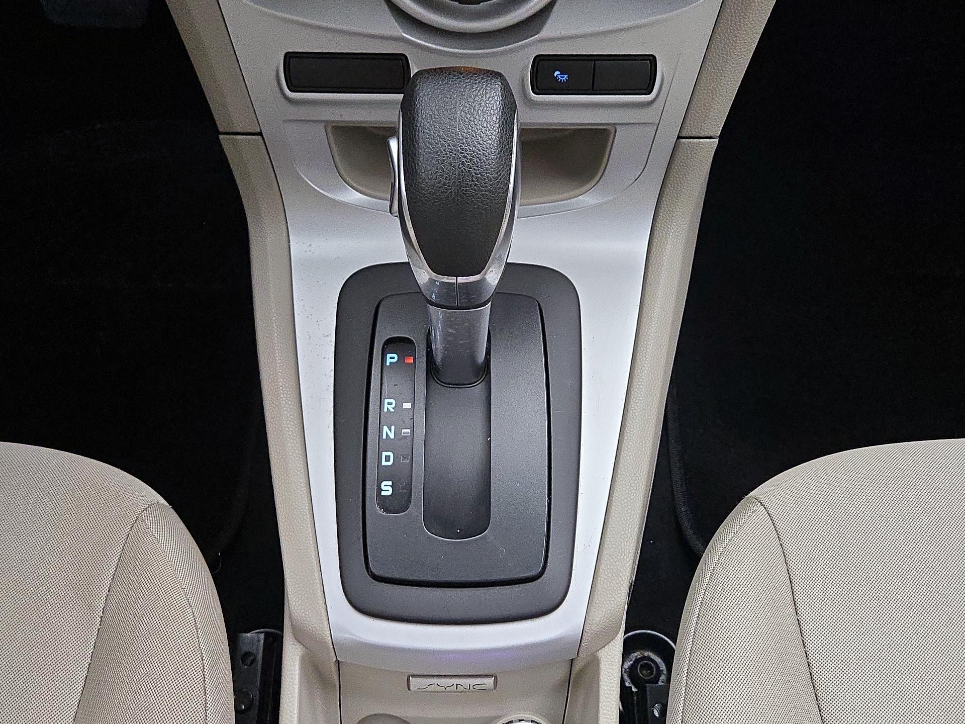 Thumbnail: 2016 Ford Fiesta - 16