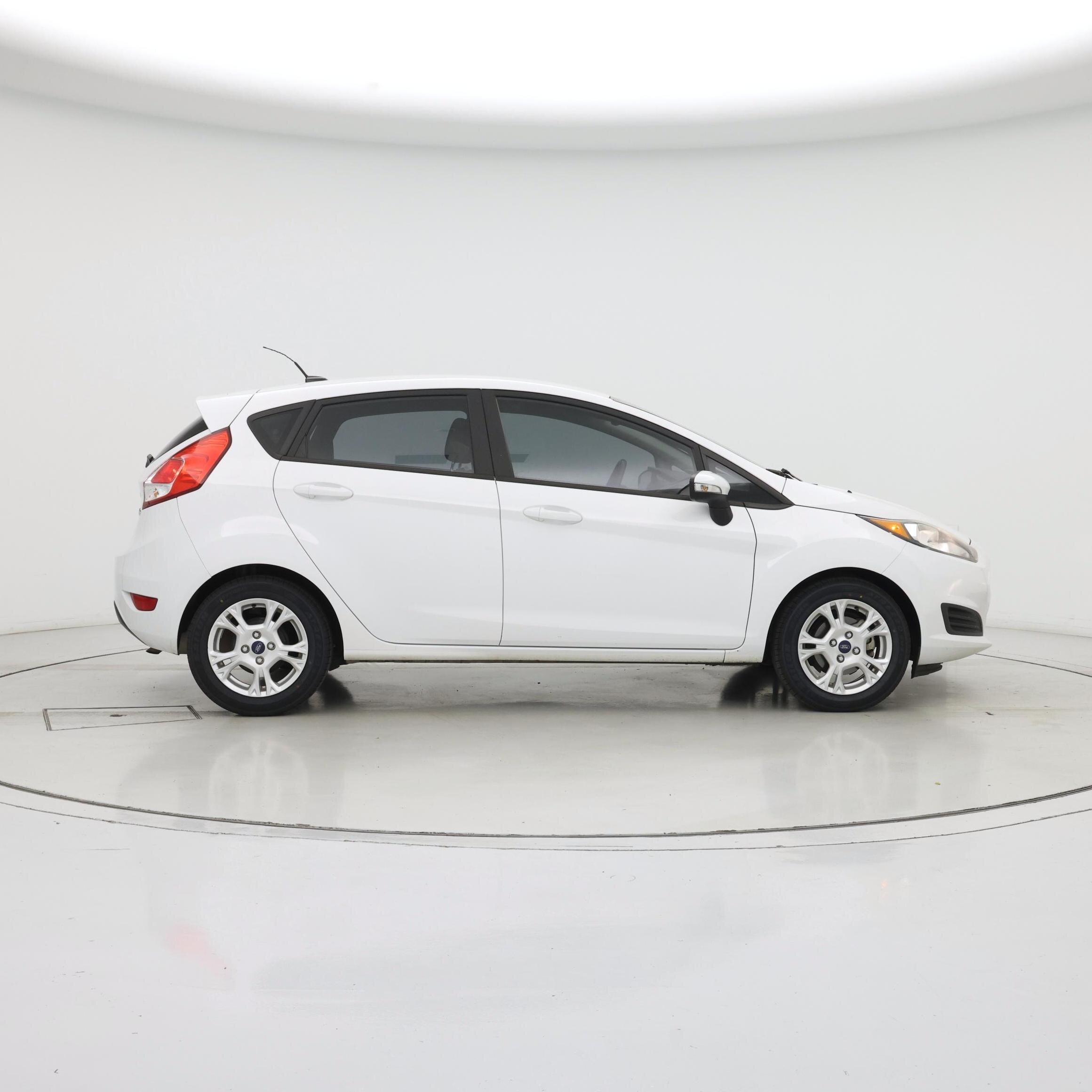 Thumbnail: 2016 Ford Fiesta - 7