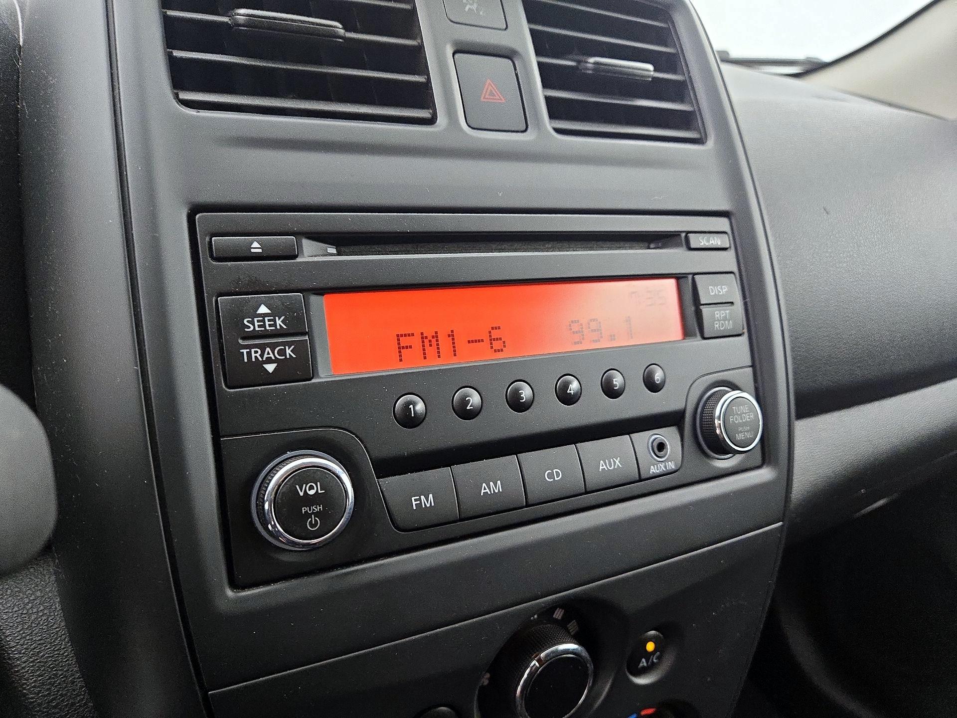 Thumbnail: 2016 Nissan Versa - 12