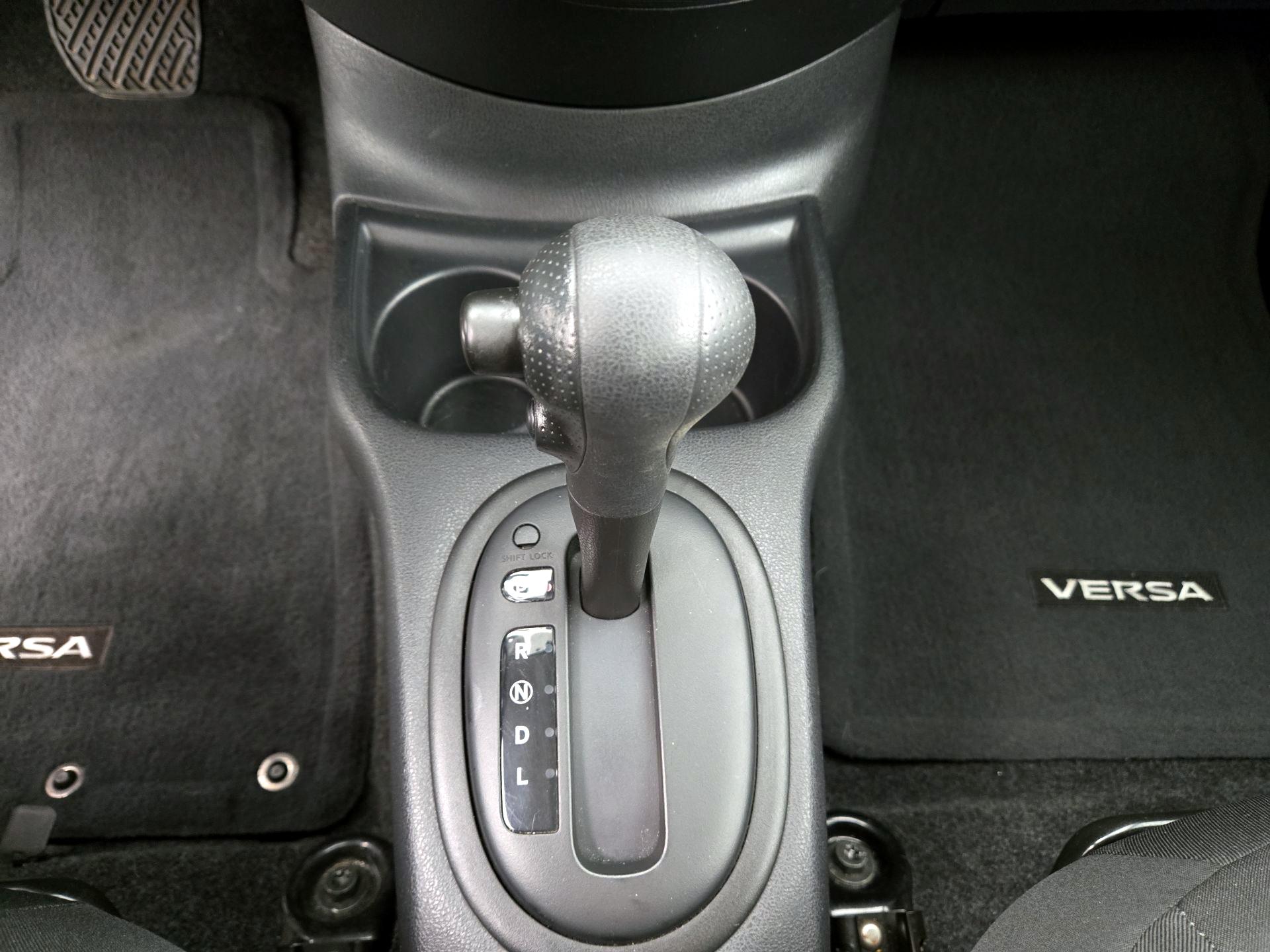 Thumbnail: 2016 Nissan Versa - 14