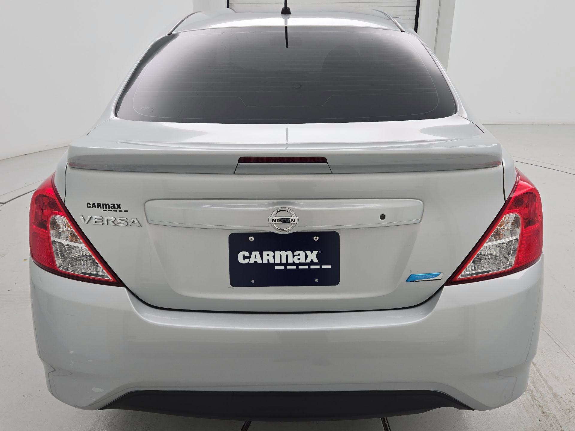 Thumbnail: 2016 Nissan Versa - 6